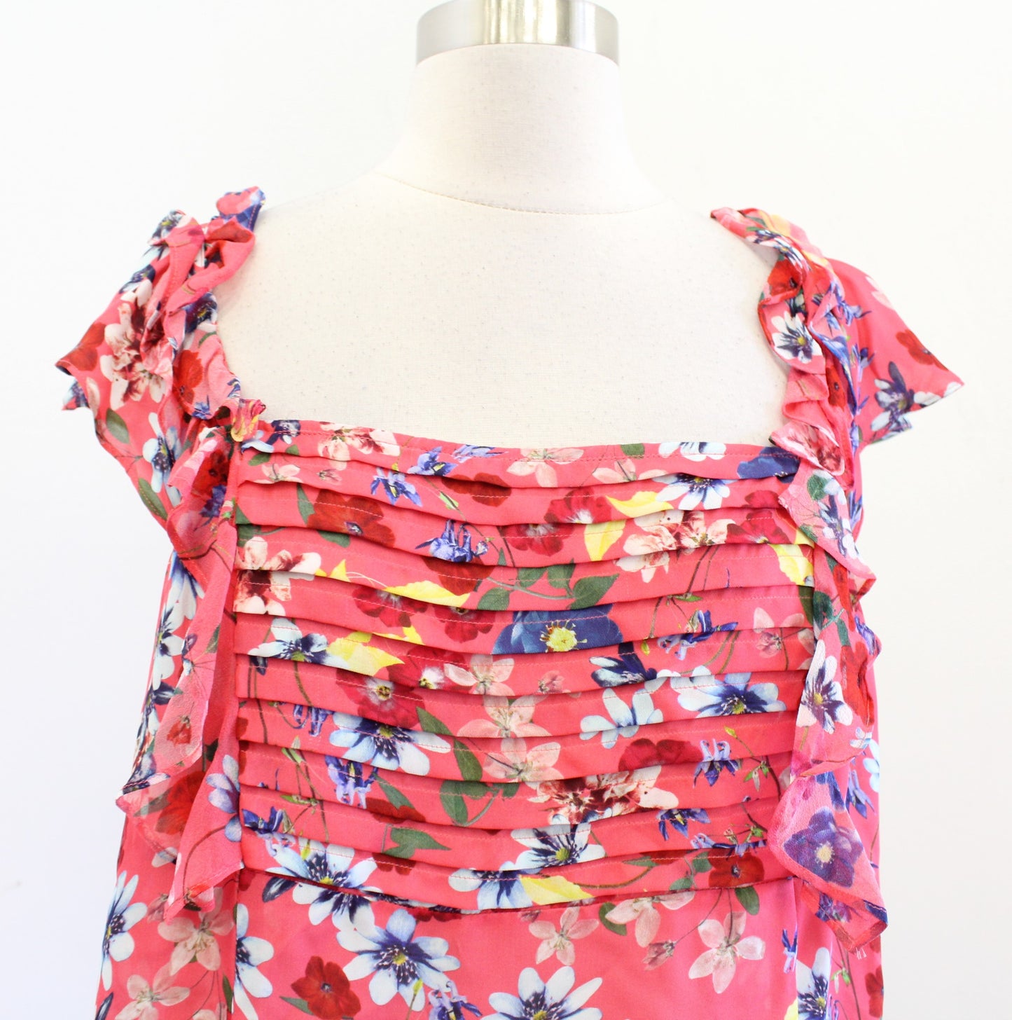 Parker Coral Floral Ruffle Cap Sleeve Pleated Silk Blend Top Blouse Size L