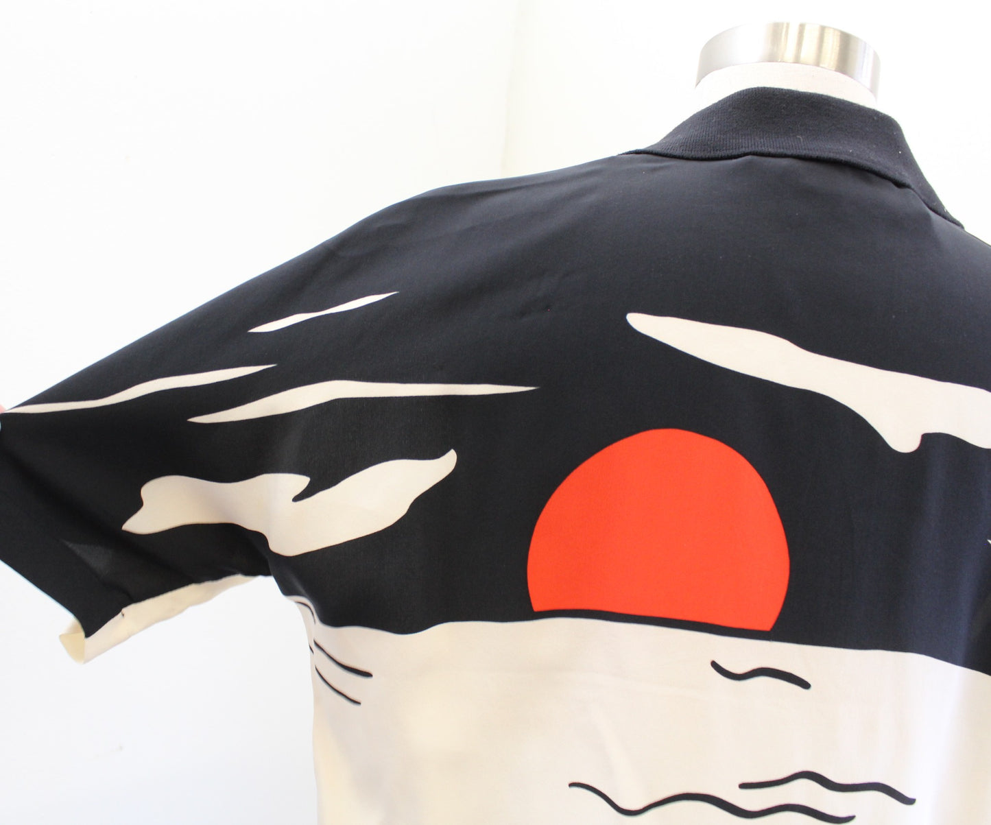Vtg 70s Cream Black Silk Scenic Beach Print Button Front Shirt Blouse Size 6