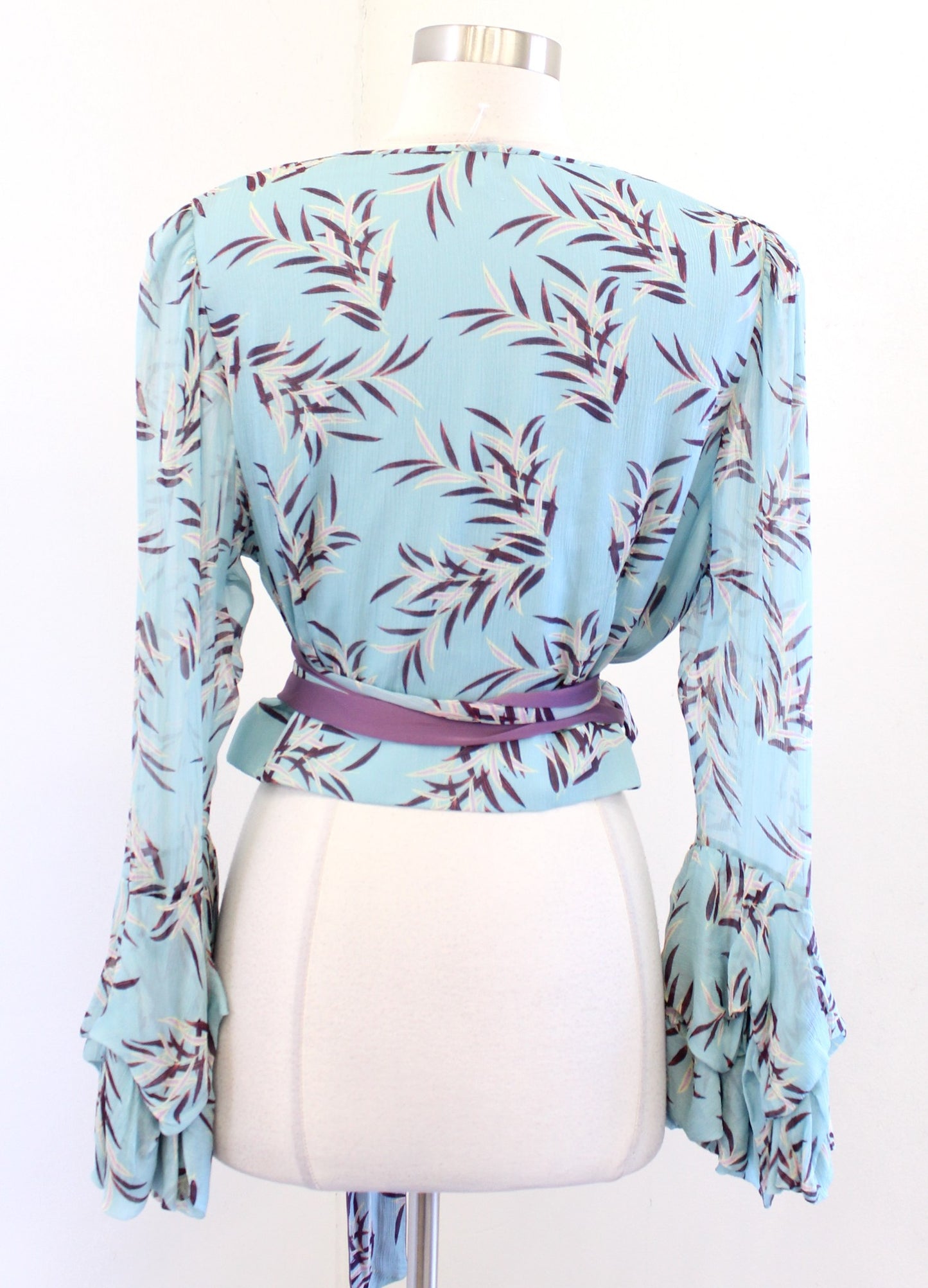 Diane Von Furstenberg Blue Floral Bell Sleeve Cropped Wrap Top Blouse Size 14