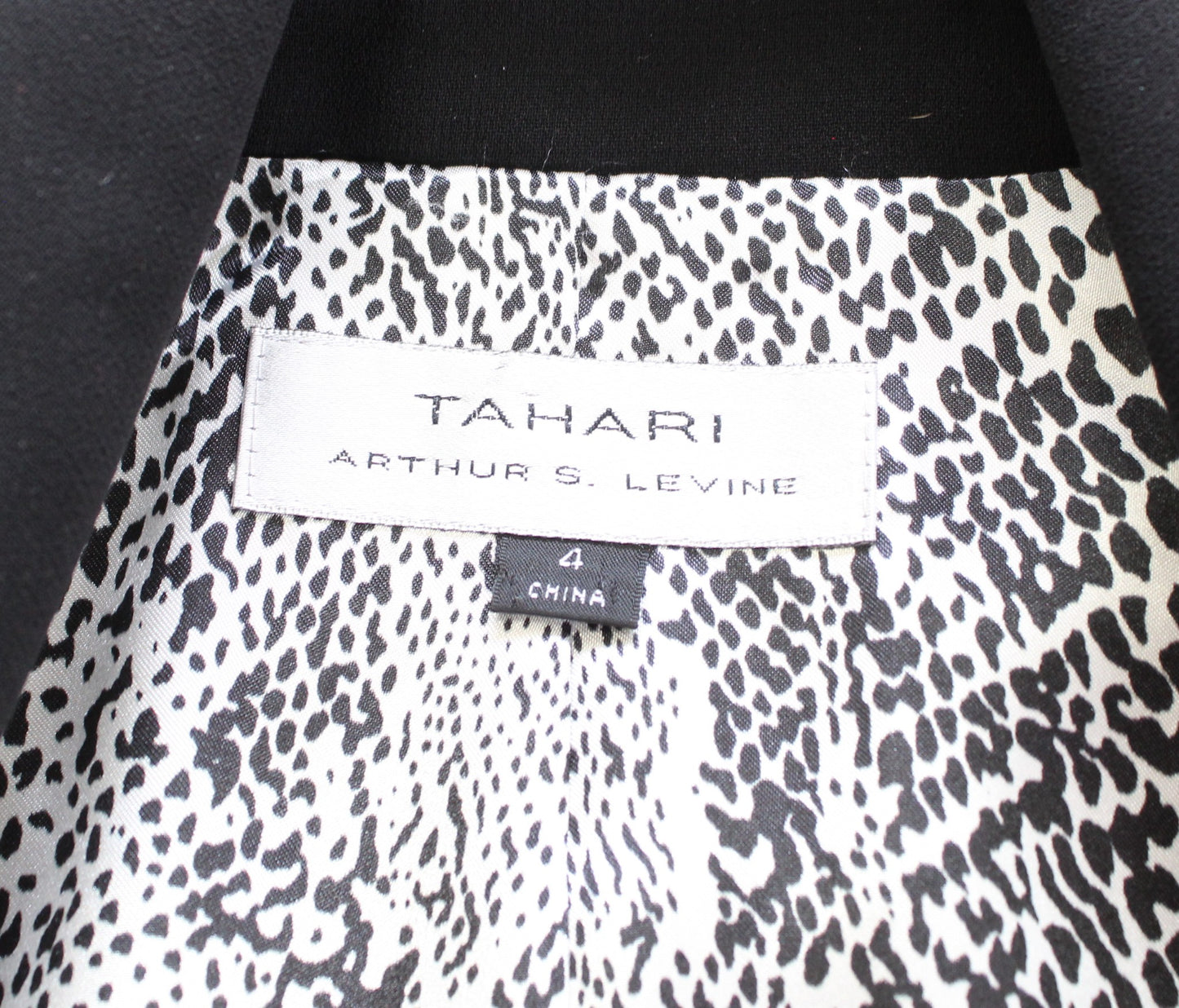 Tahari ASL Levine Solid Black Oversized Ruffle Lapel Blazer Jacket Size 4