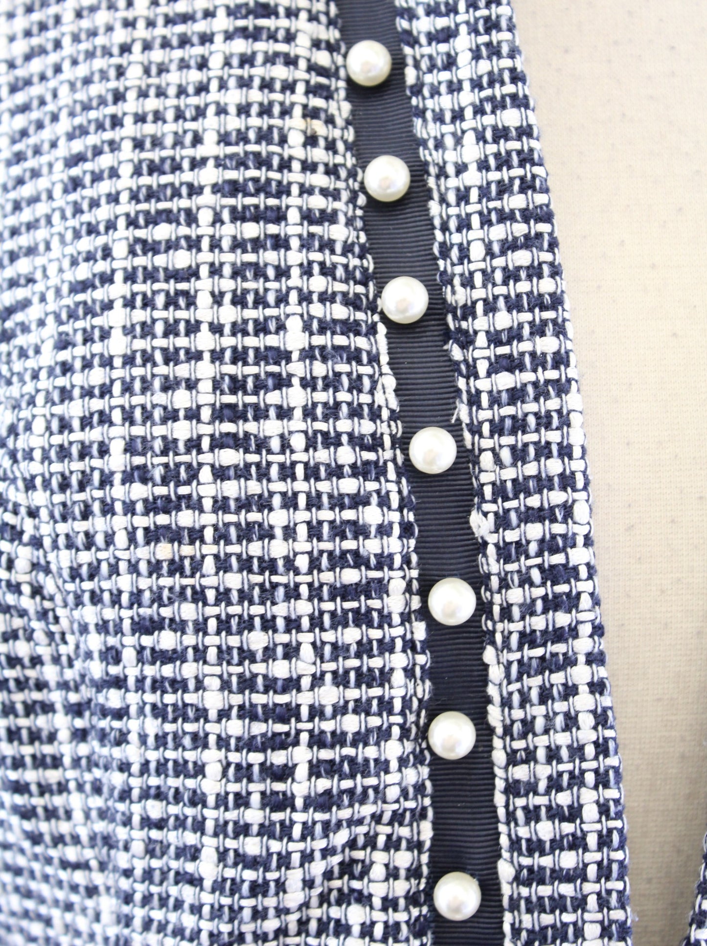 White House Black Market Navy Blue Tweed Pearl Embellished Blazer Jacket Size 0