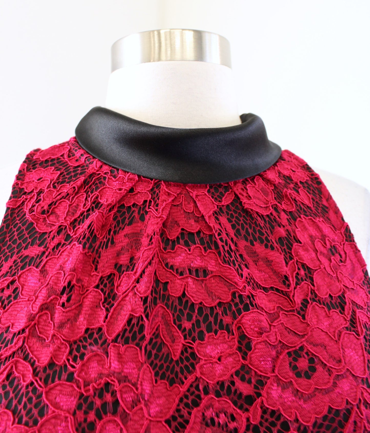 White House Black Market Raspberry Red Lace Bow Tie Collared Dress Cocktail Sz 0