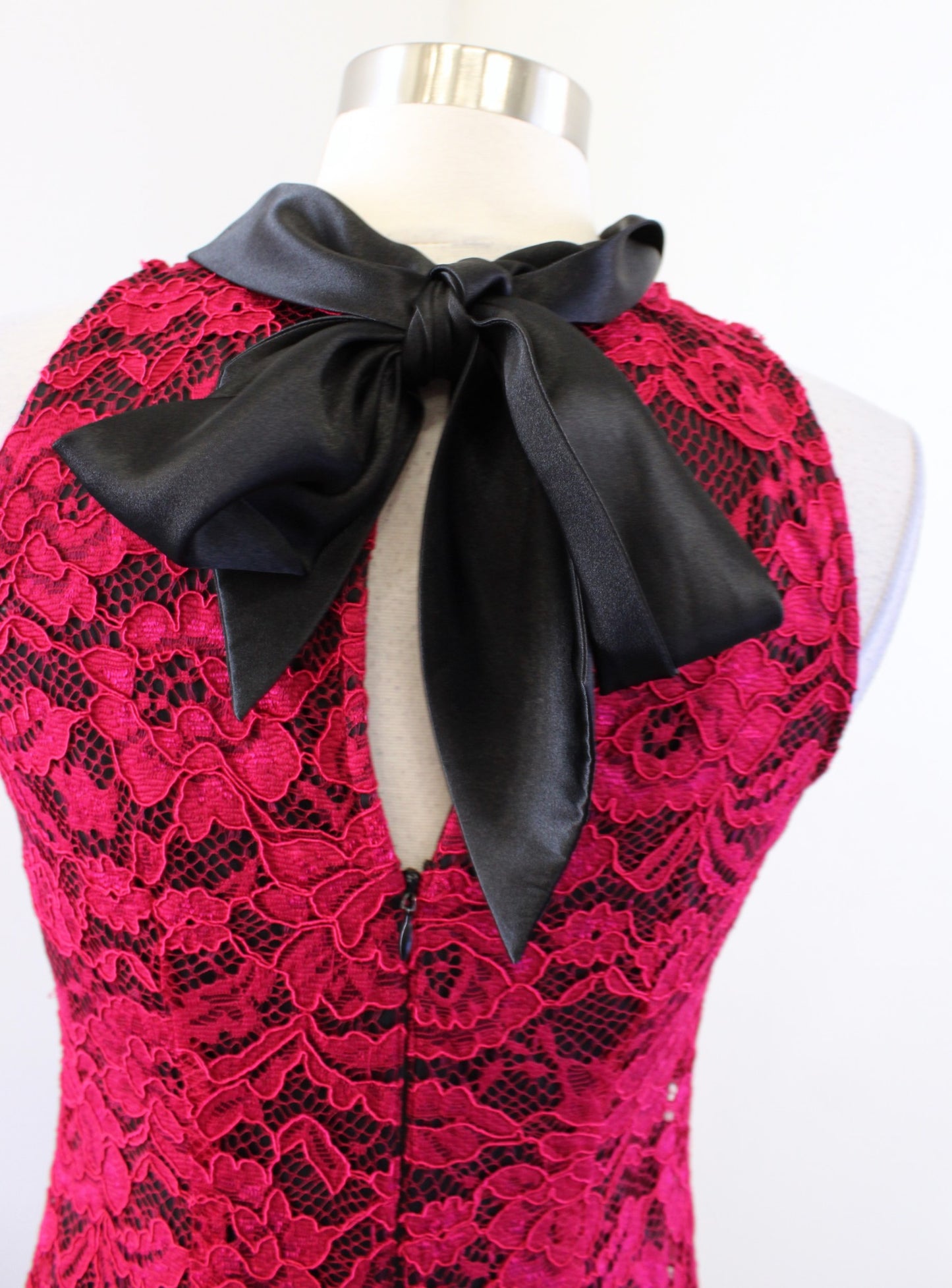 White House Black Market Raspberry Red Lace Bow Tie Collared Dress Cocktail Sz 0