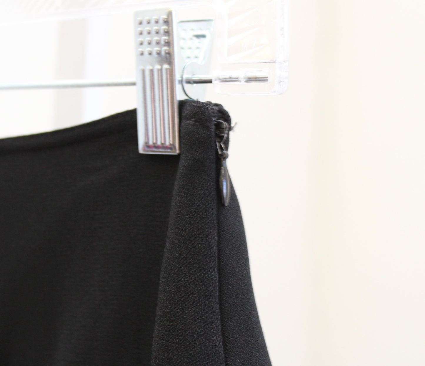 Vtg 90s Black Gold Chain Embellished Fringe Pleated Mini Skirt Size 4 Grunge