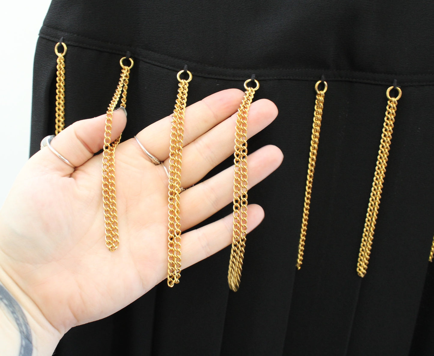 Vtg 90s Black Gold Chain Embellished Fringe Pleated Mini Skirt Size 4 Grunge