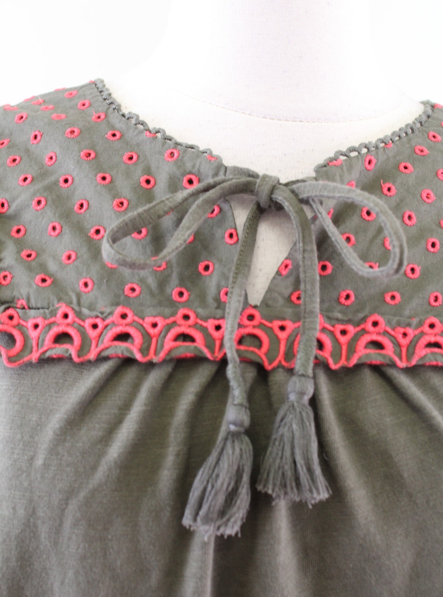 Boden Nella Olive Green Cotton Jersey Embroidered Tie Neck Shift Dress Sz 10R 10