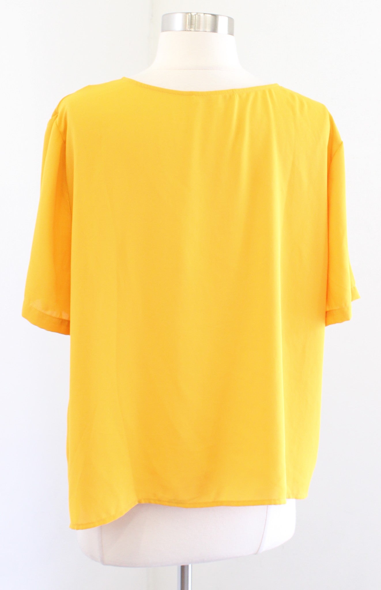Madewell Novel Solid Yellow Short Sleeve Tie Front Top Blouse Size XL V Neck