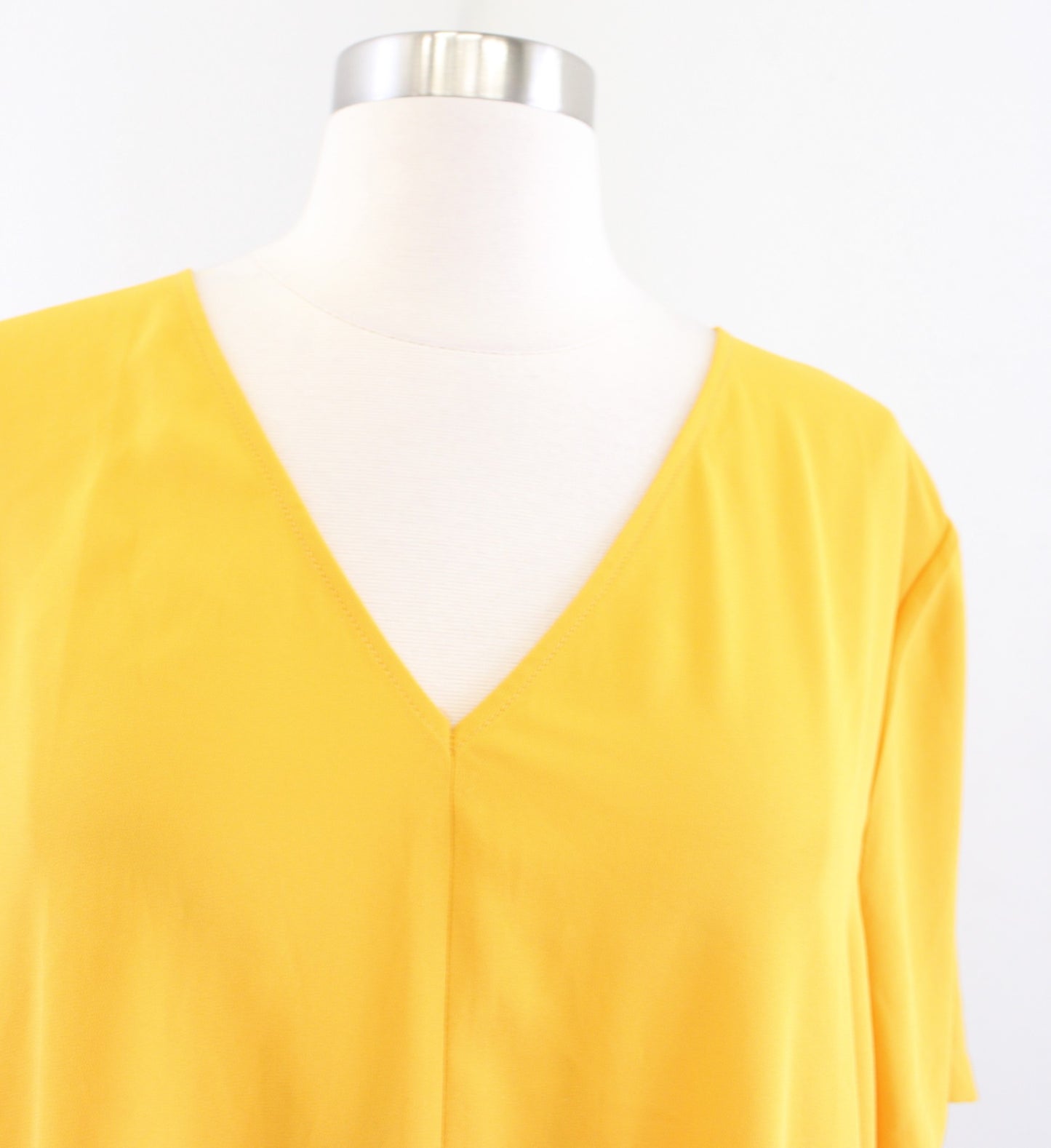 Madewell Novel Solid Yellow Short Sleeve Tie Front Top Blouse Size XL V Neck