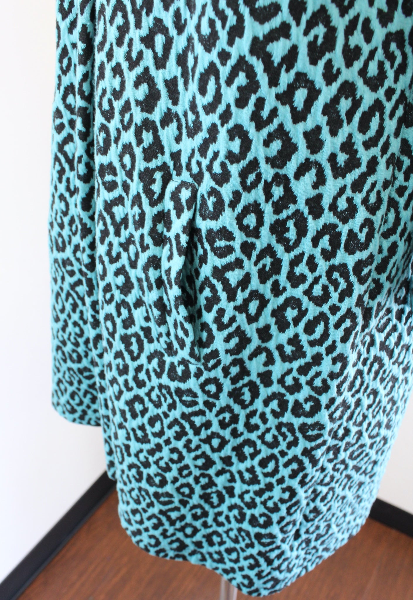 Tyler Boe Womens Teal Black Leopard Print Knit Cowl Neck Shift Dress Size S Mini