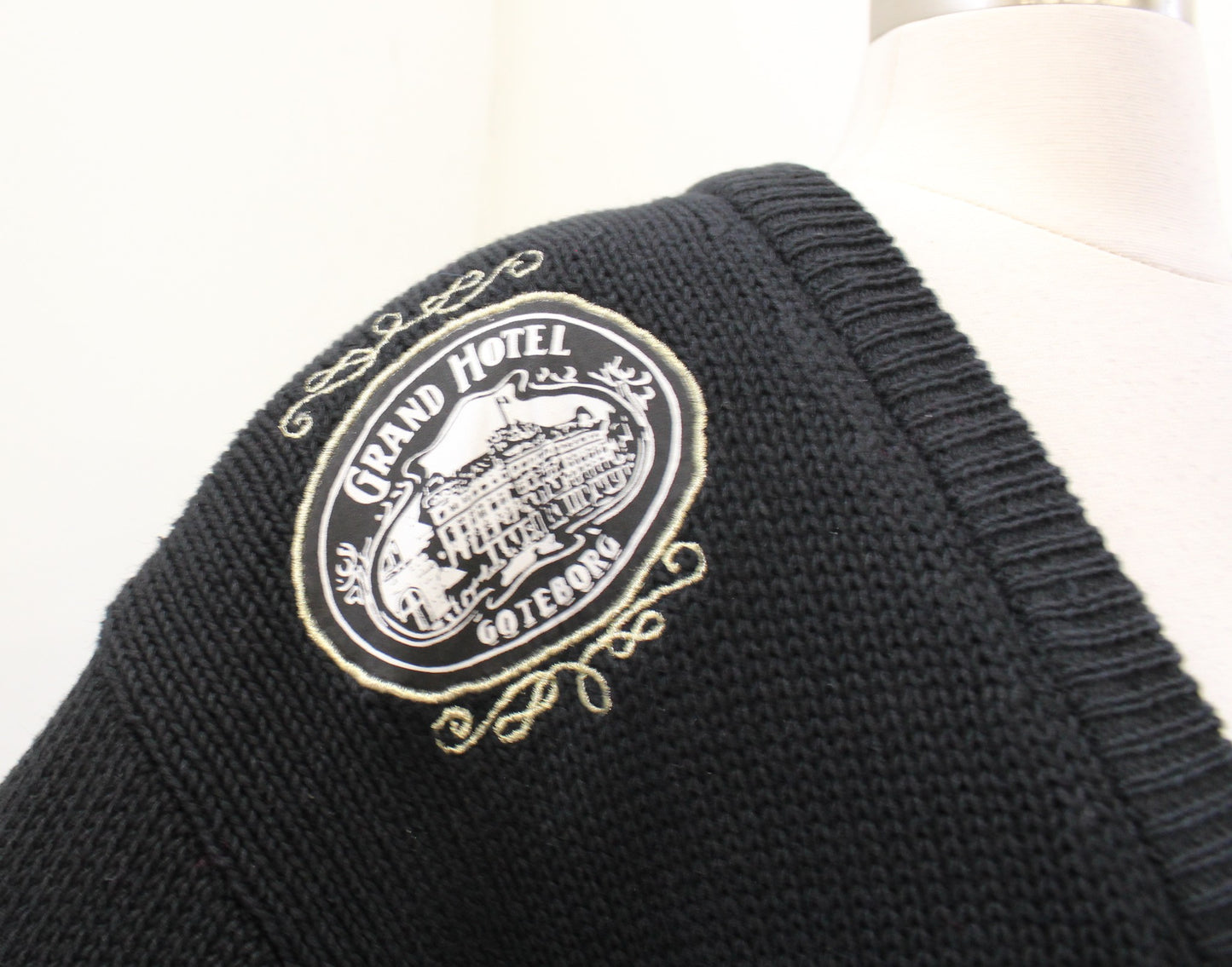 Vtg 90s Black Paris London Eiffel Tower Travel Stamp Cardigan Sweater Size M