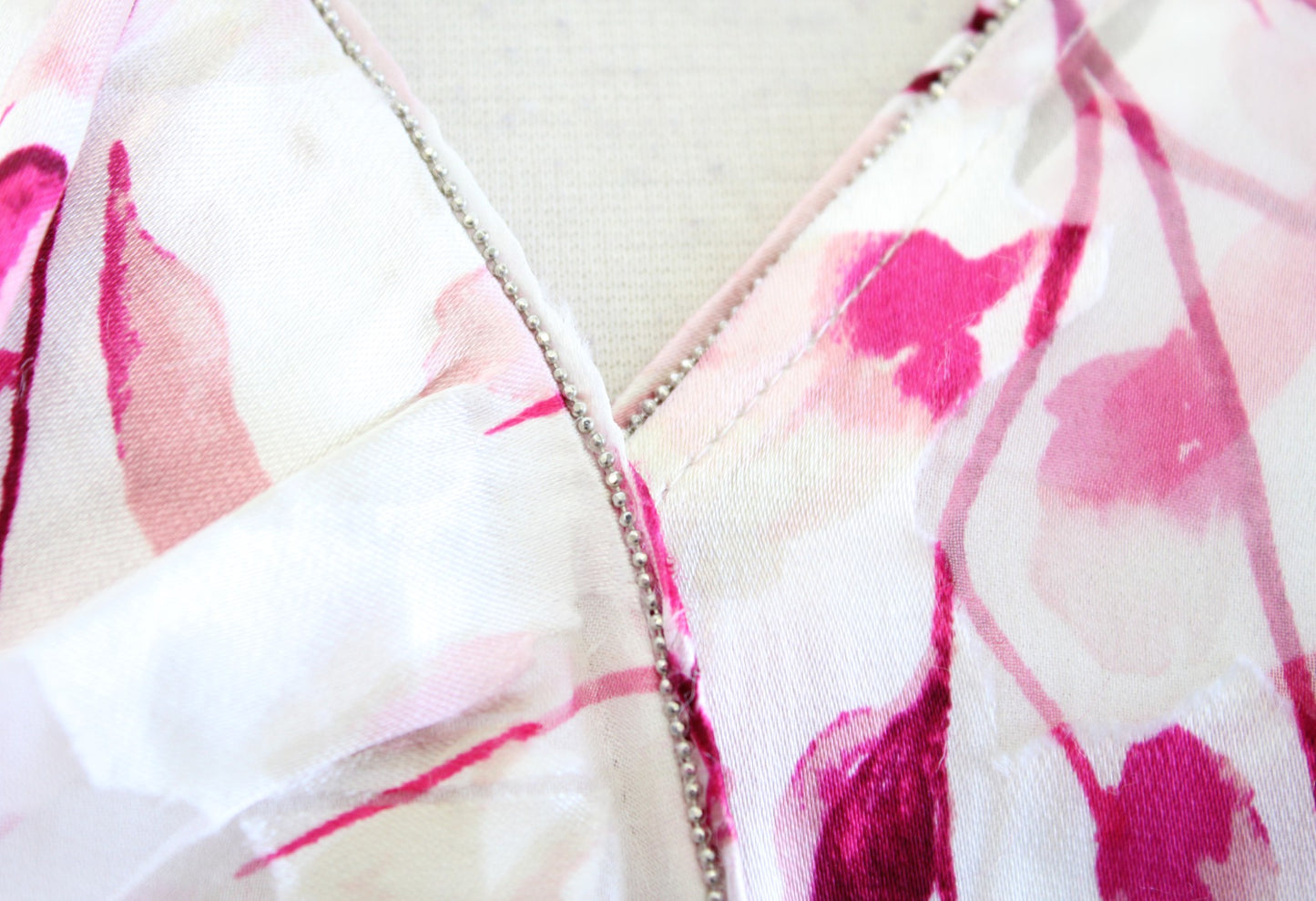 NWT White House Black Market Pink Burnout Floral Surplice Ruffle Top Blouse Sz 4 Long Sleeve