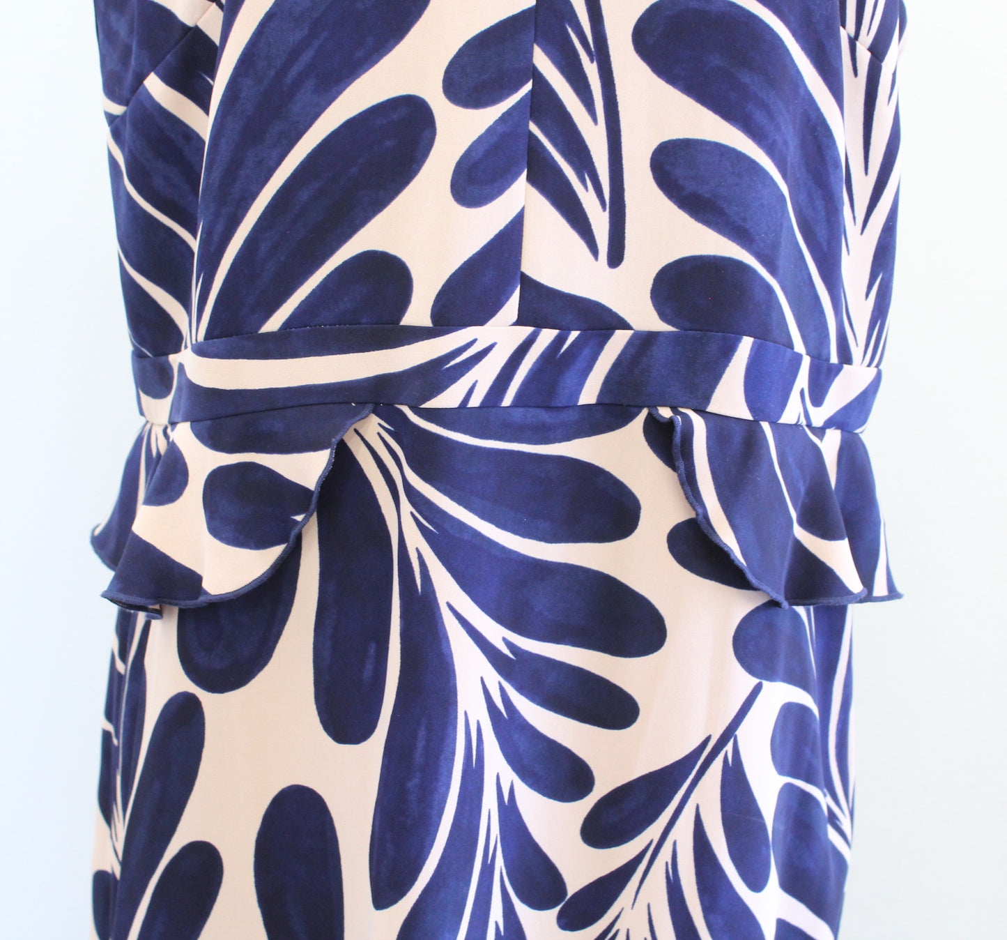 NWT Ann Taylor Leaf Floral Ruffle Peplum Sheath Dress Size 16 Career Navy Blue
