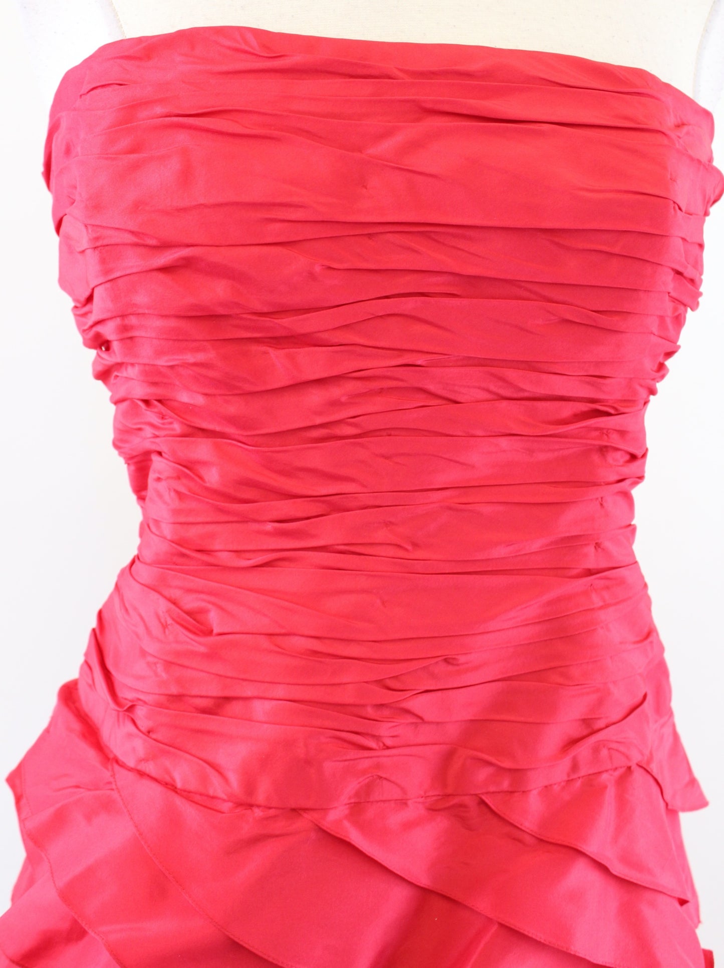 Rickie Freeman Teri Jon Red Strapless Ruffle Cocktail Evening Dress Size 8 Party