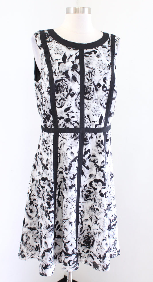 Talbots Womens Gray Black Floral Print Seamed A Line Dress Sleeveless Size 10