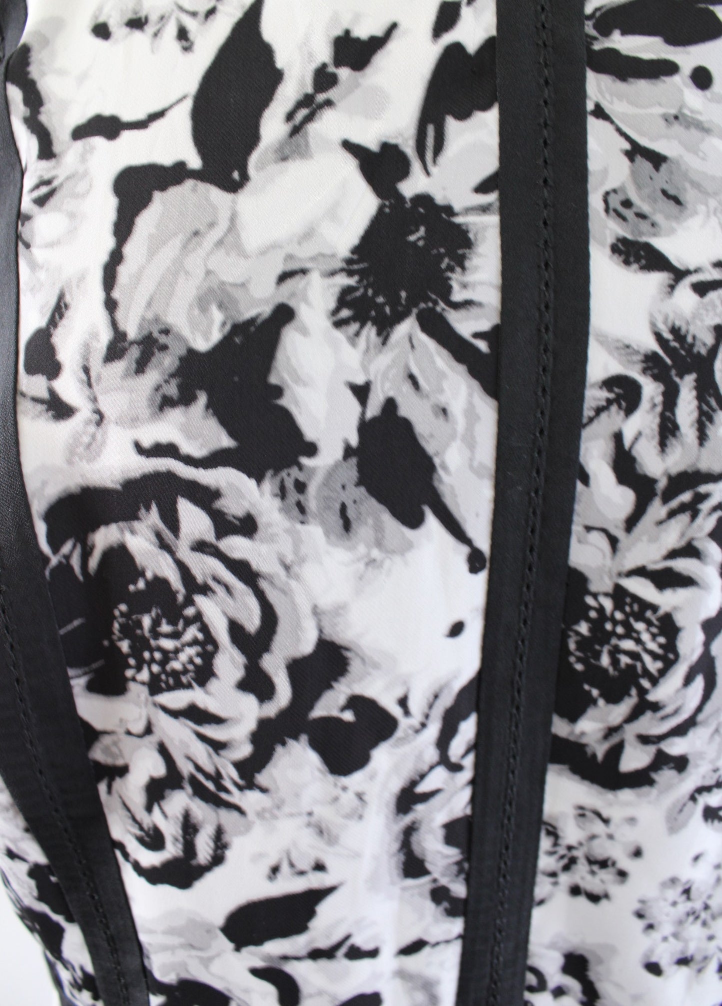 Talbots Womens Gray Black Floral Print Seamed A Line Dress Sleeveless Size 10