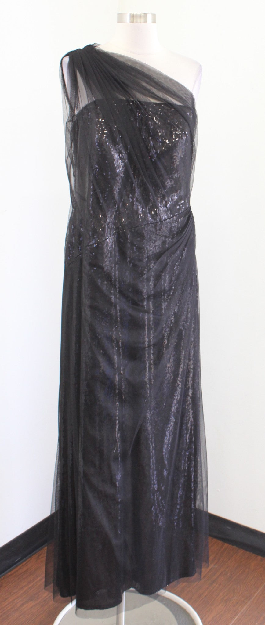 Tadashi Shoji Black Sequin Tulle Mesh One Shoulder Ruched Gown Formal Dress 12