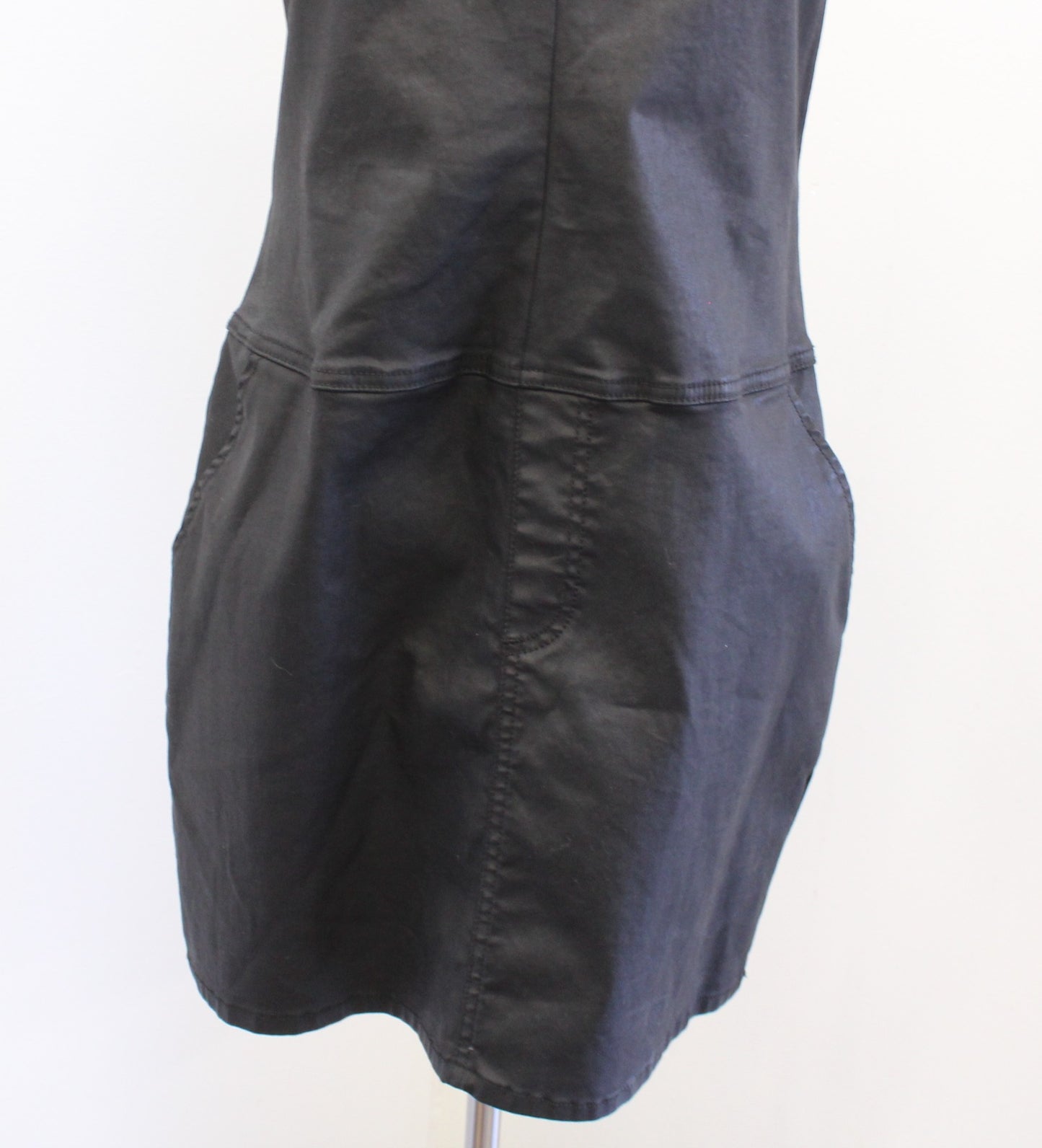 NWT Current Elliott the Shift Dress in Coated Black Size 2 Sleeveless Revolve