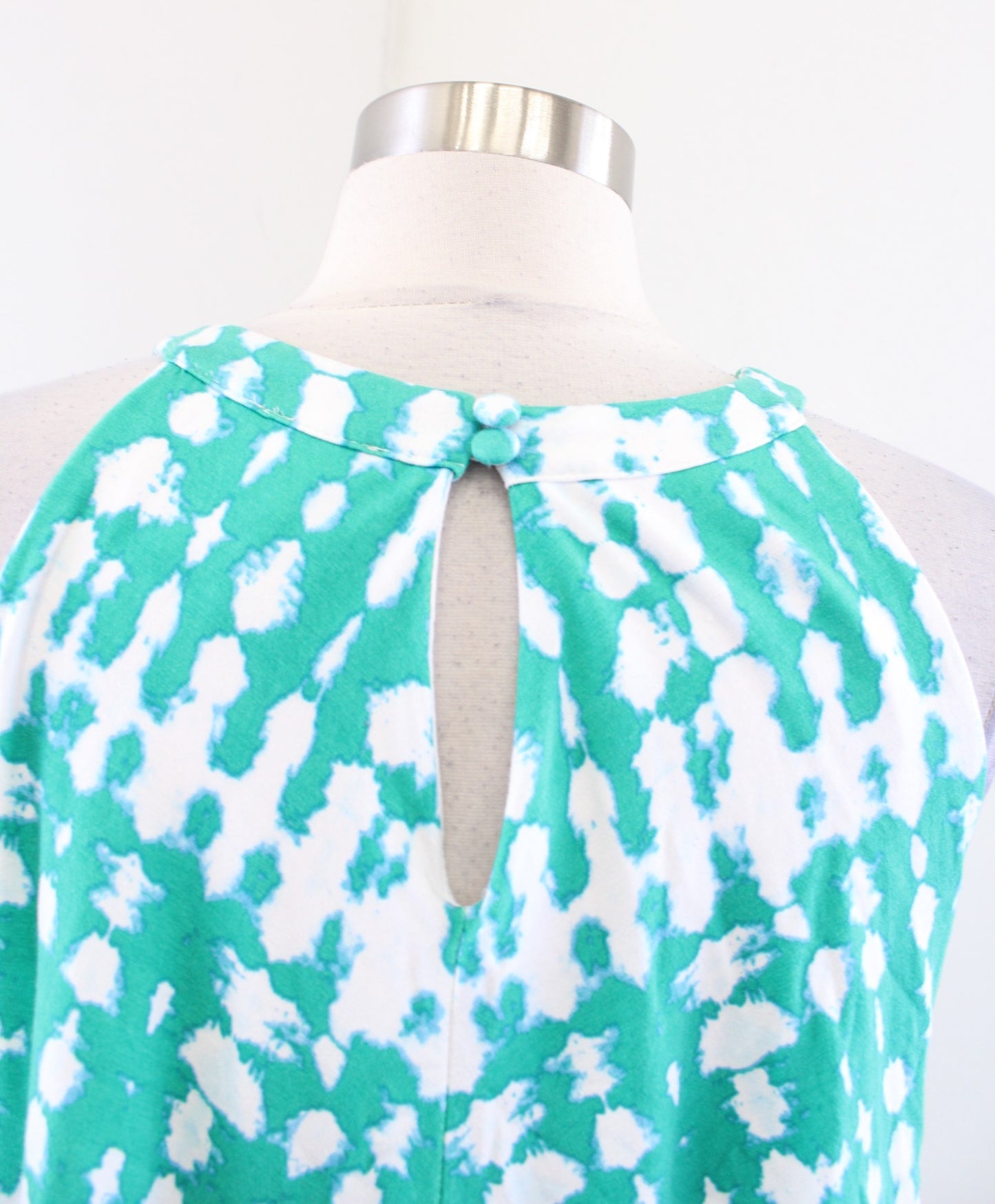 Chicos Green Tie Dye Batik Popover Breezy Maxi Dress Size 1 Sleeveless Layered