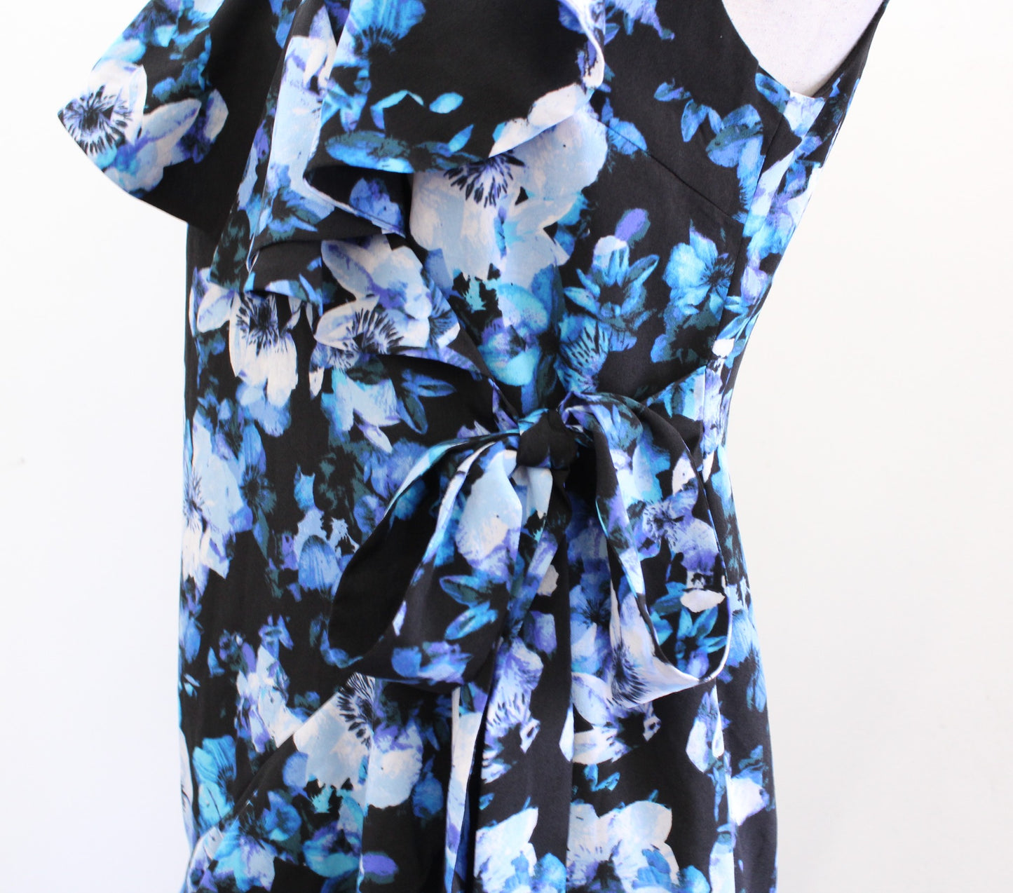 Tahari ASL Levine Black Blue Floral Side Tie Faux Wrap Ruffle Flounce Dress Sz 2