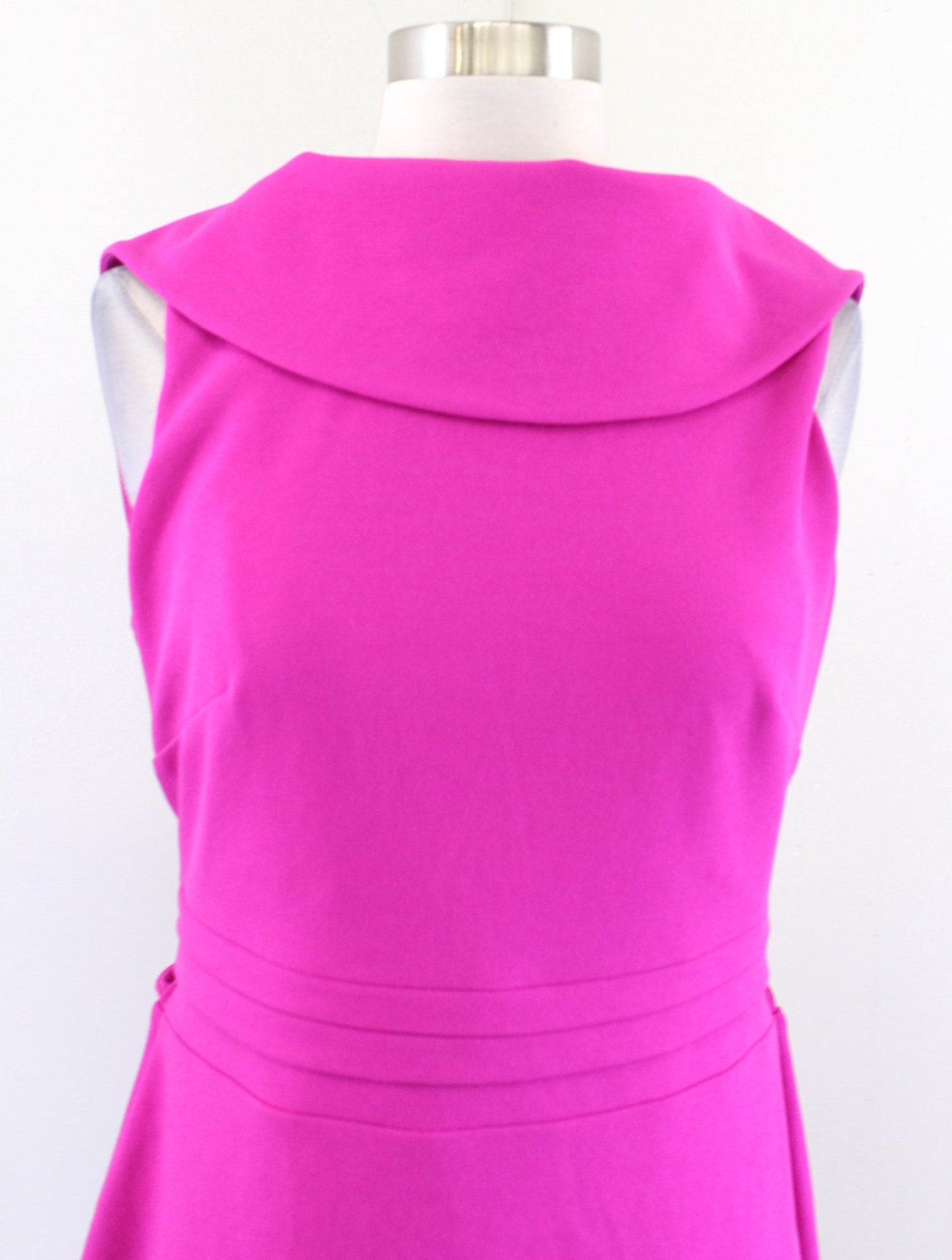 Belle Badgley Mischka Fuschia Foldover Collar Cutout Back Tie Waist Dress Sz 10