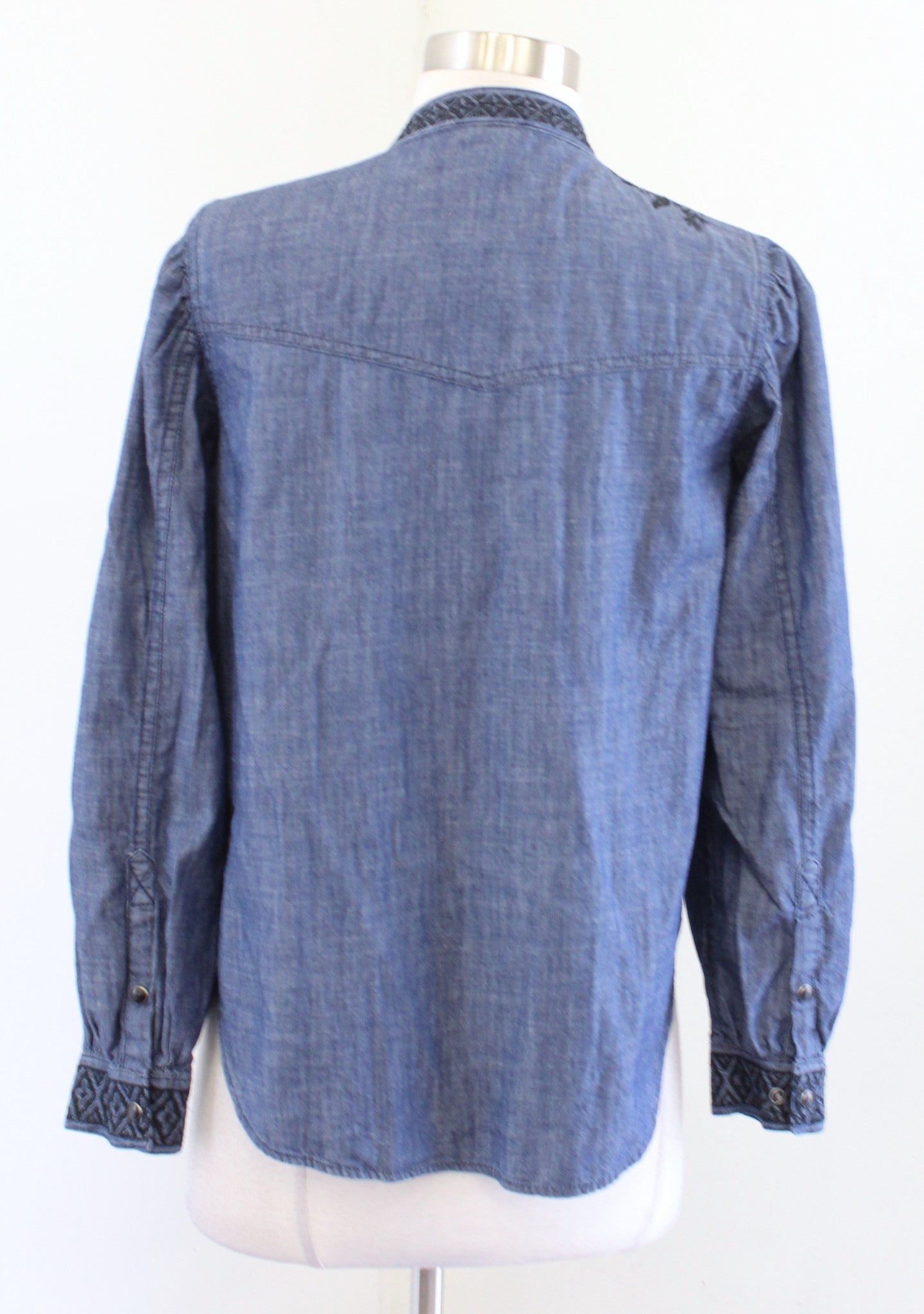 Sundance Catalog Lennon Demin Chambray Floral Embroidered Blouse Shirt PXS XSP Long sleeve