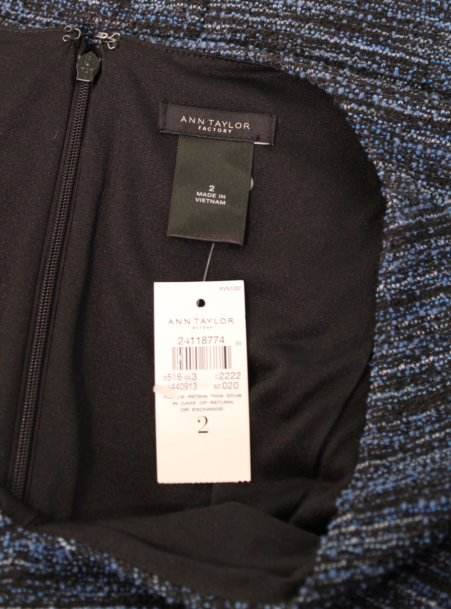 NWT Ann Taylor Factory Blue Black Tweed Knit V Neck Sheath Dress Size 2 Career