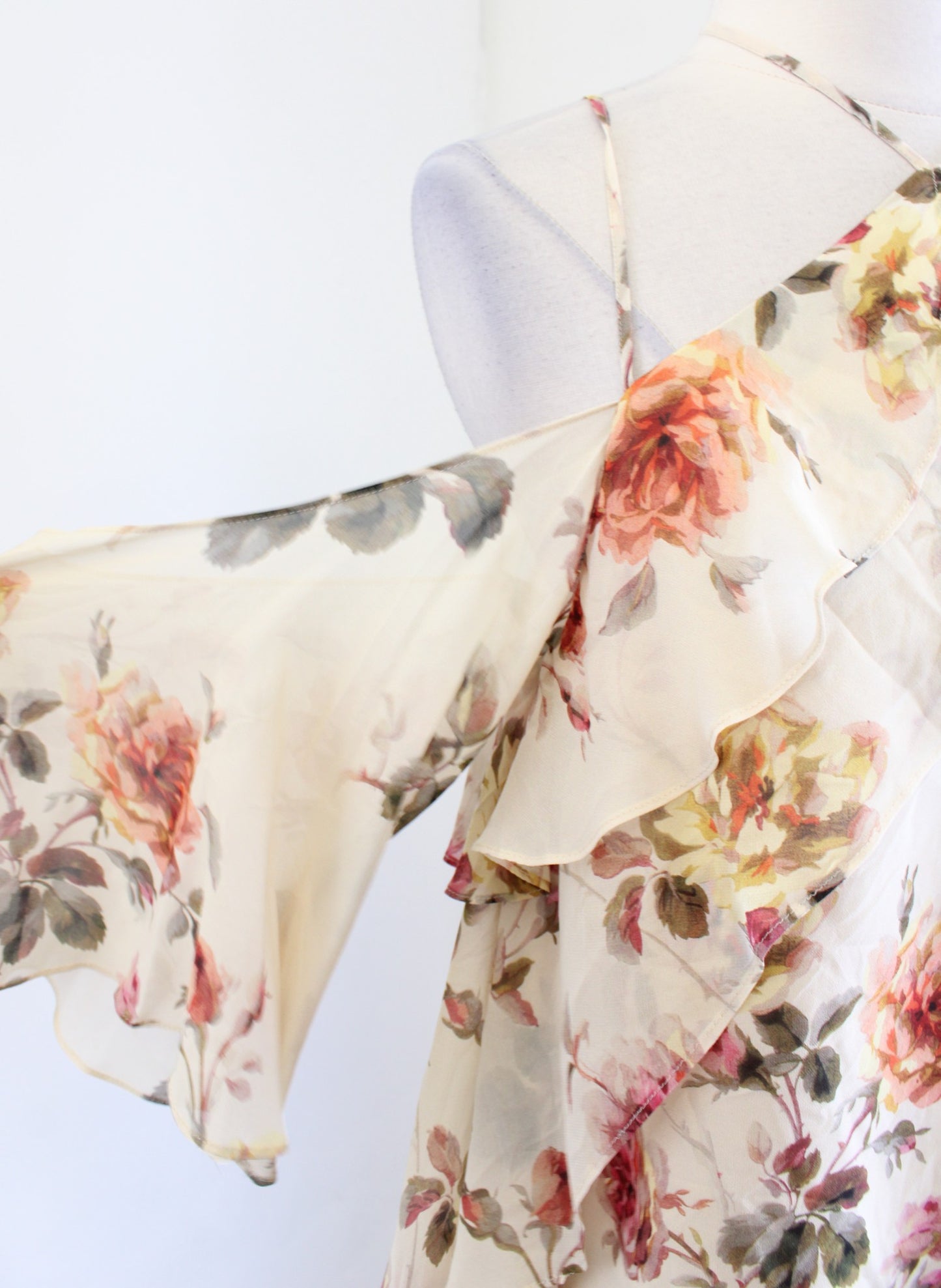 Intermix Ally Floral Ruffle Open Shoulder Silk Halter Tie Top Blouse Size S