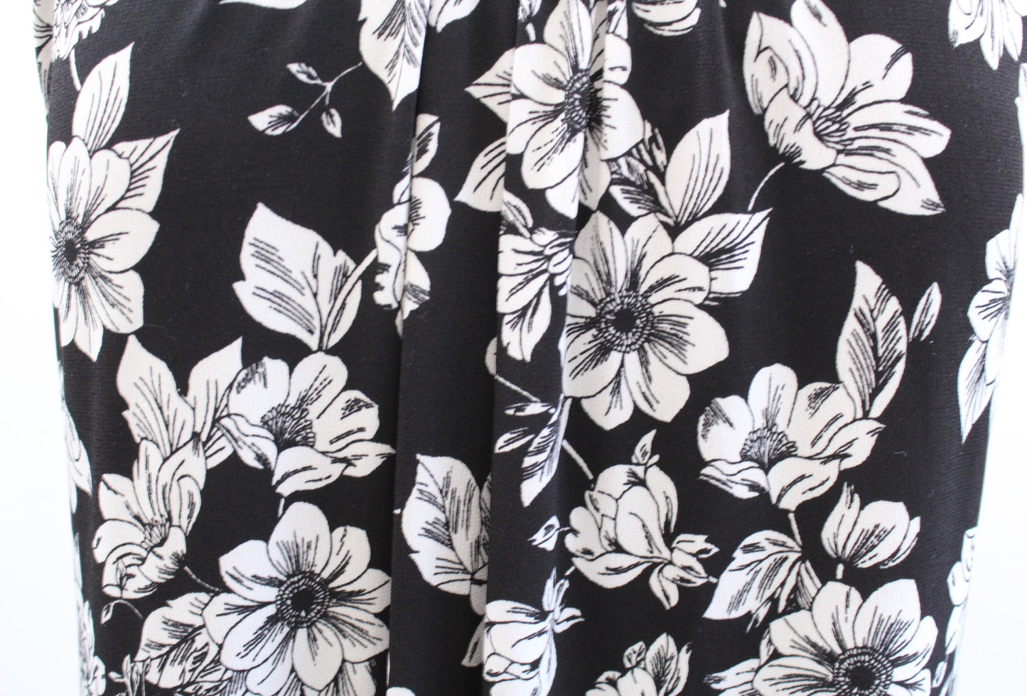 Soma Black White Floral Halter Ring Jersey Dress w/ Bra Size L Casual Summer