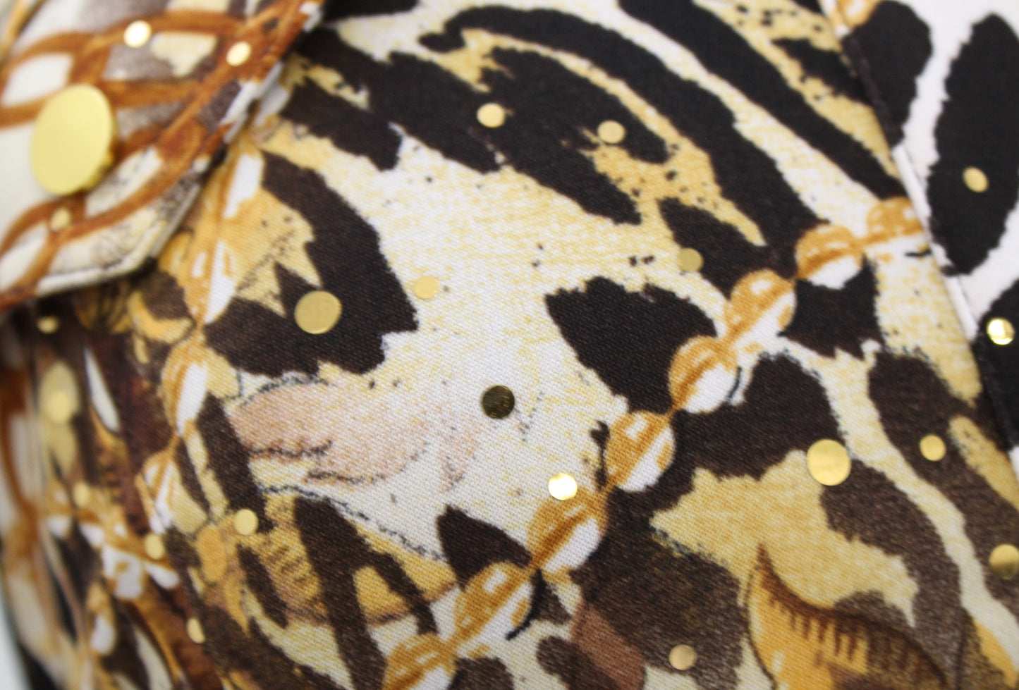 Vtg Cache Mixed Animal Scarf Print Button Front V Neck Jersey Top Blouse Size S