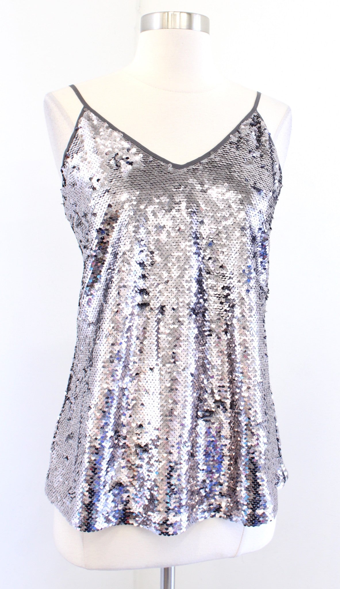 NWT Ann Taylor Silver Sequin Embellished V Neck Cami Tank Top Size XS Camisole