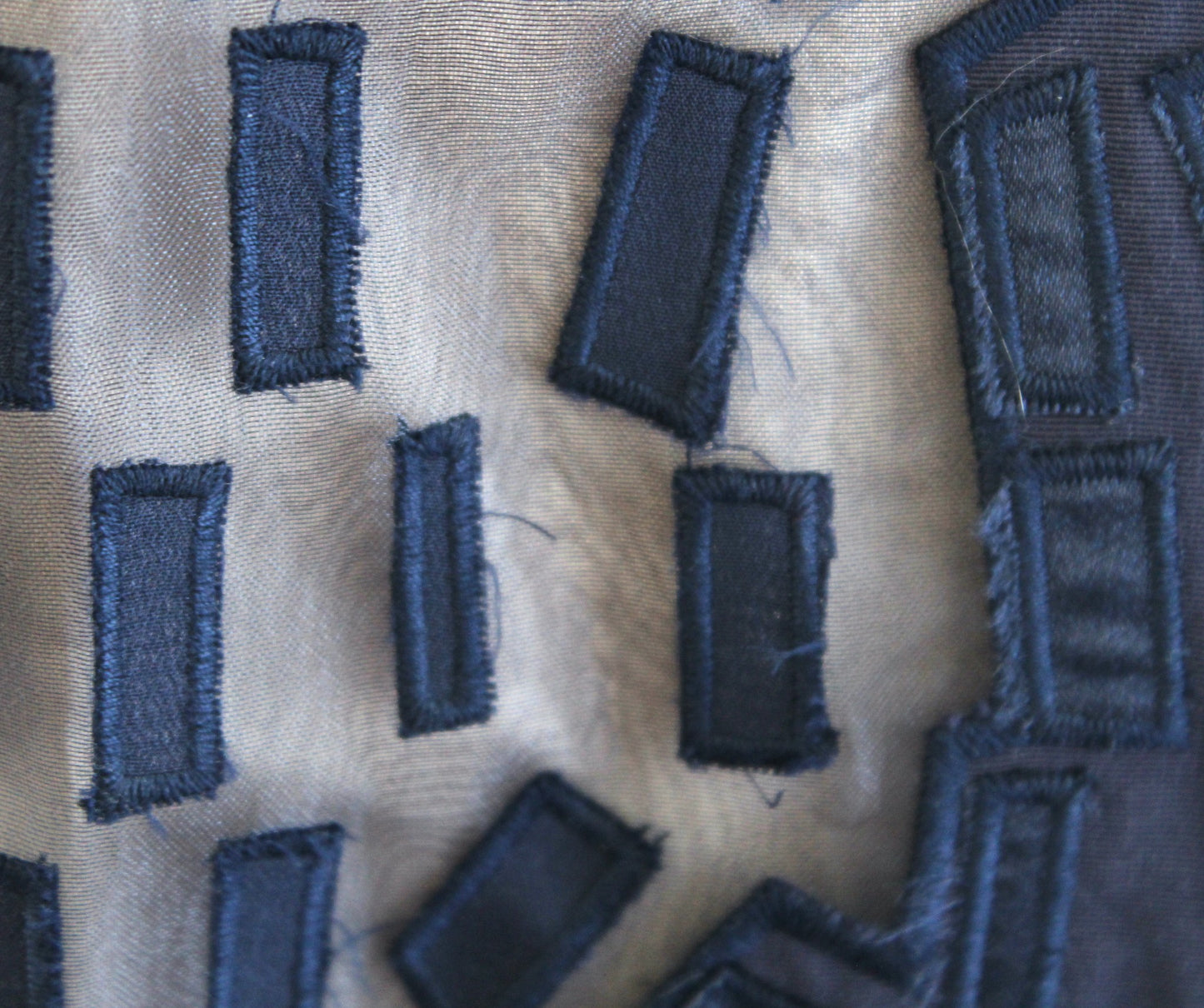 REISS Navy Blue Nude Mesh Illusion Embroidered Sheath Dress Size US 4 Cocktail