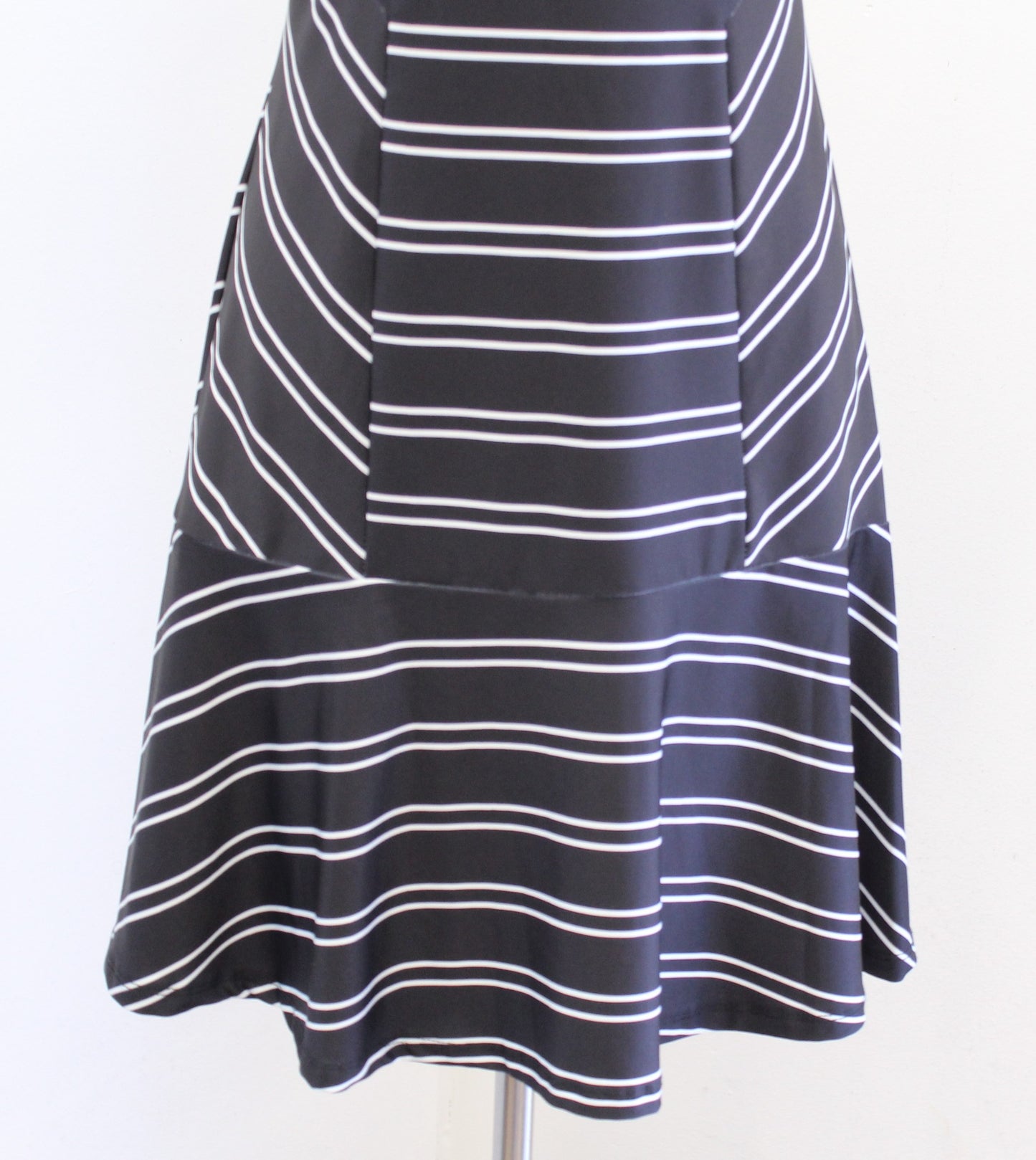 NWT Hutch Stitch Fix Black White Striped Short Sleeve Flounce Hem Dress Size S