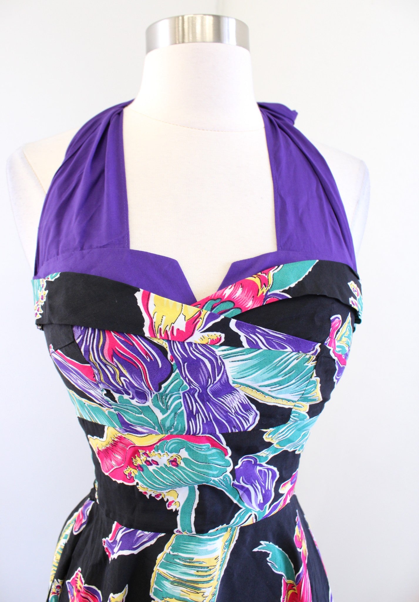 Trashy Diva Black Colorful Tropical Leaf Floral Halter Fit and Flare Dress Sz XS