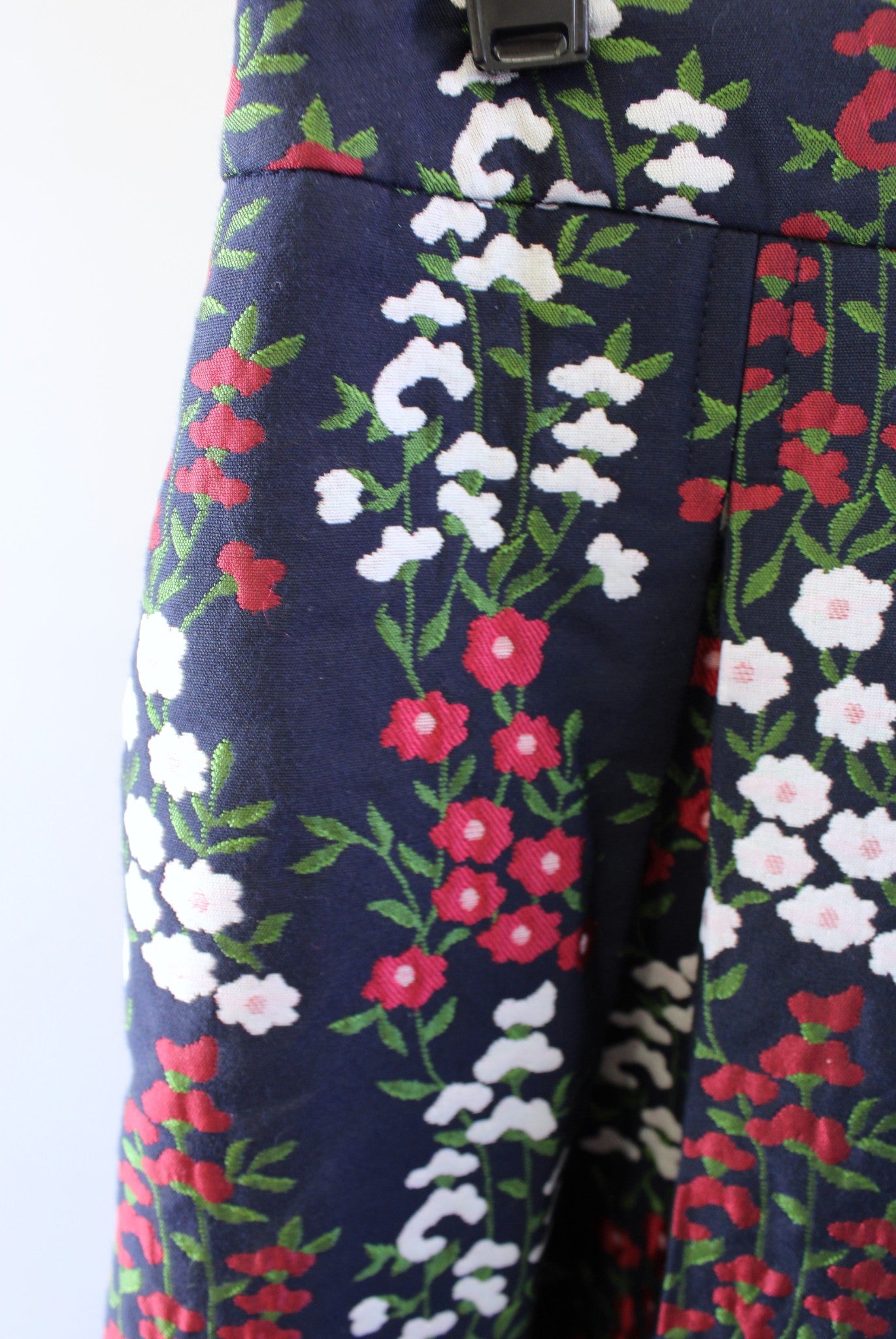 Brooks Brothers Navy Blue Floral Jacquard Pleated A Line Skirt Size 4 Red Green