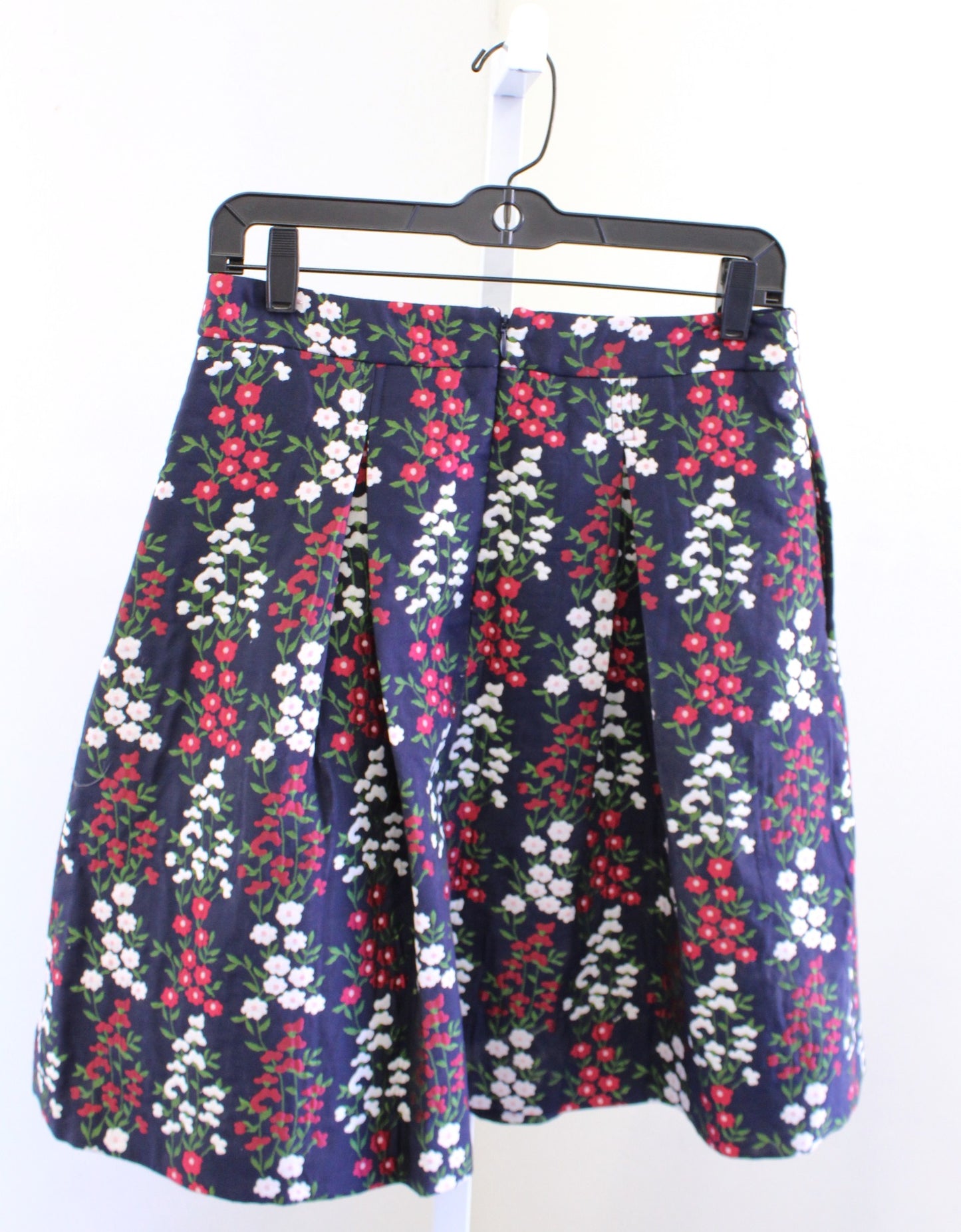 Brooks Brothers Navy Blue Floral Jacquard Pleated A Line Skirt Size 4 Red Green