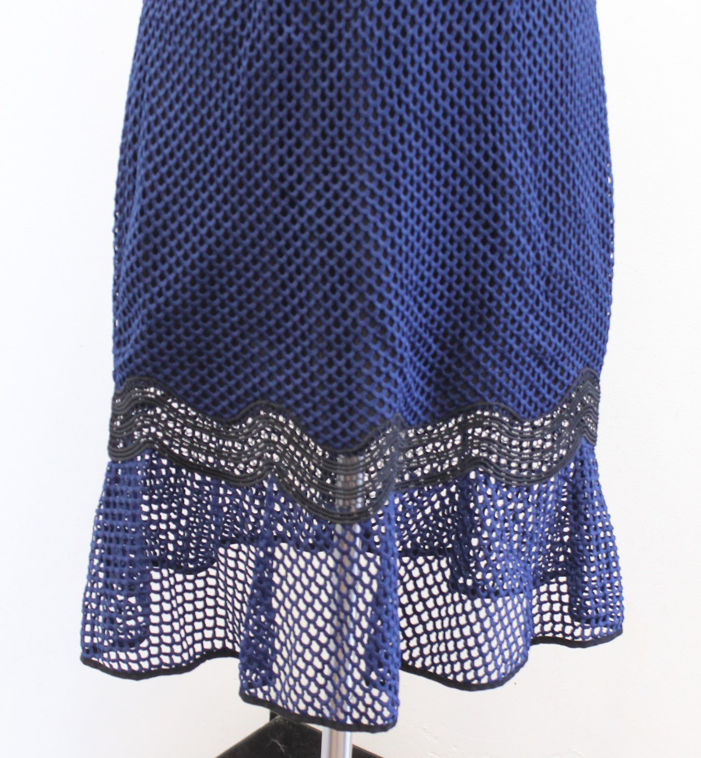 Saylor Free People Navy Blue Black Lace Ruffle Open Back Dress Size L Cocktail