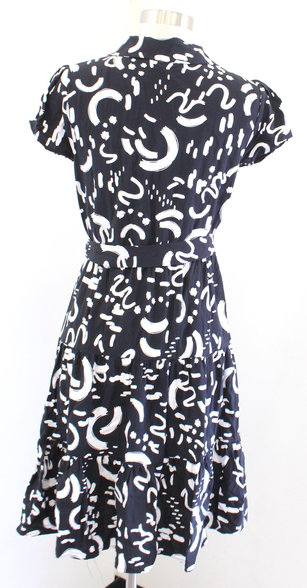 T Tahari Black White Abstract Print Tiered Tie Waist Dress Size S Artsy Unique