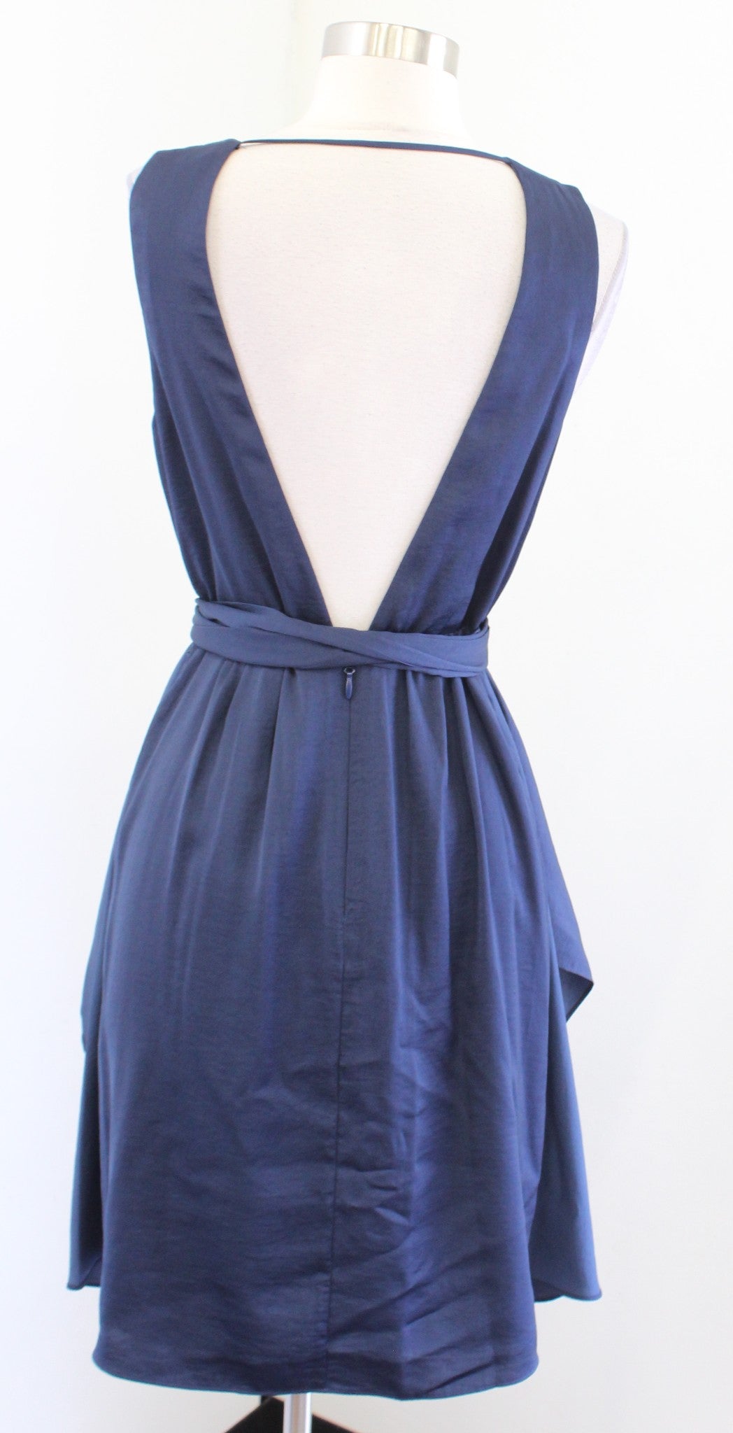 NWT BCBG Max Azria Navy Blue Ruffle Tie Waist V Neck Open Back Dress Size 4