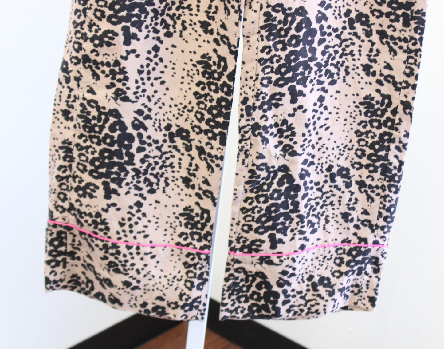 J Crew Leopard Print Linen Blend High Rise Cropped Peyton Pants Size 2 Pink Trim