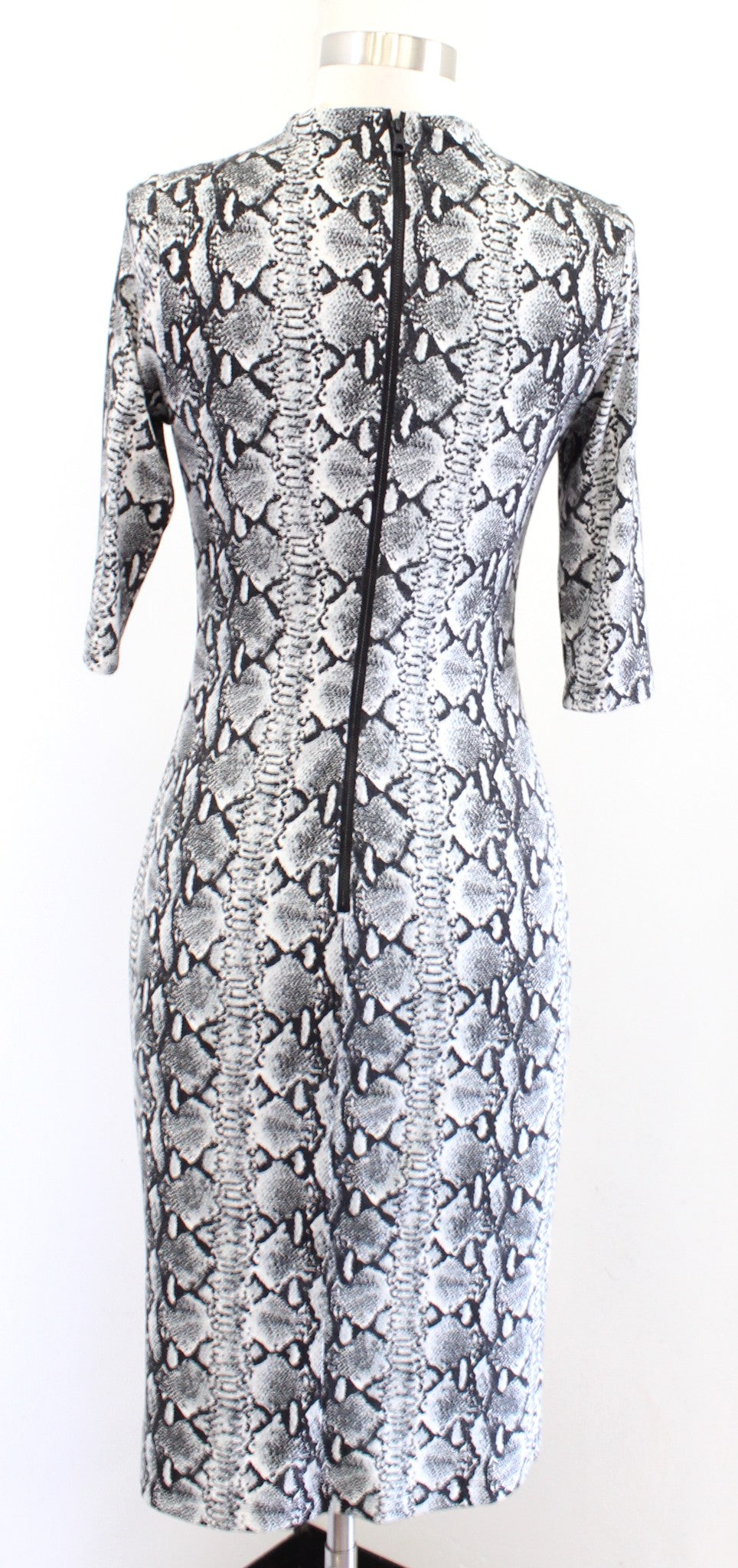 Alice + Olivia Delora Mock Neck Snakeskin Print Knit Midi Dress Size 6 Bodycon