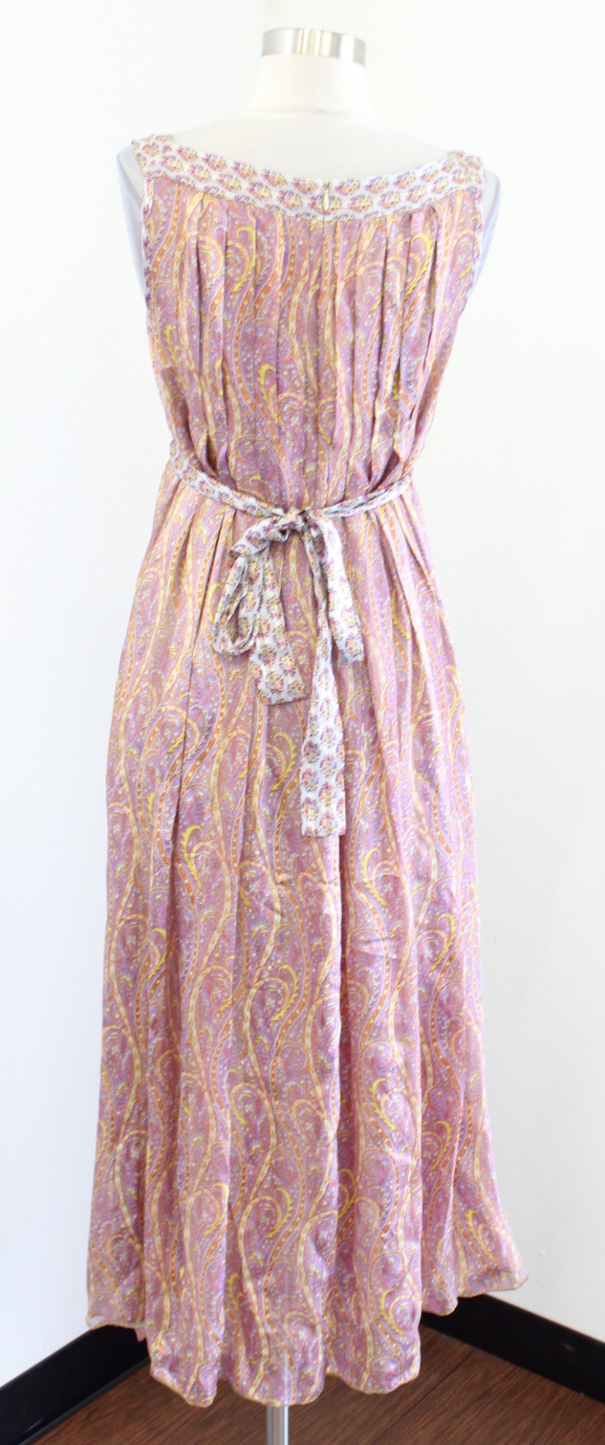 Anna Sui Metallic Paisley Print Tie Waist Midi Maxi Dress Size 6 Pleated Boho