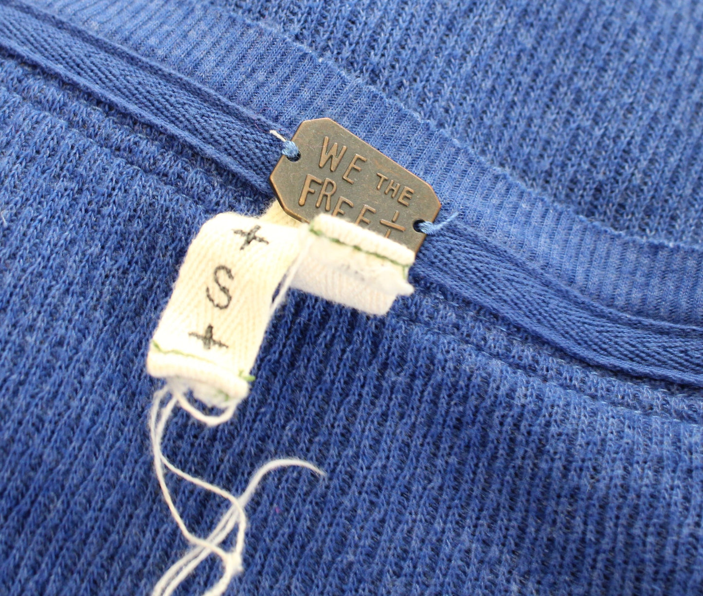 Free People Rainbow Thermal Blue Knit Henley Top Blouse Size S Scoop Neck