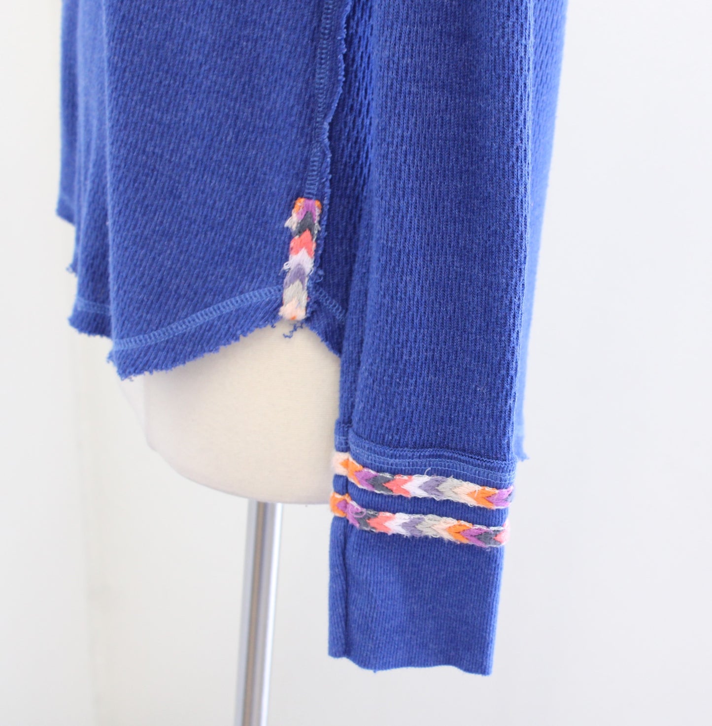 Free People Rainbow Thermal Blue Knit Henley Top Blouse Size S Scoop Neck