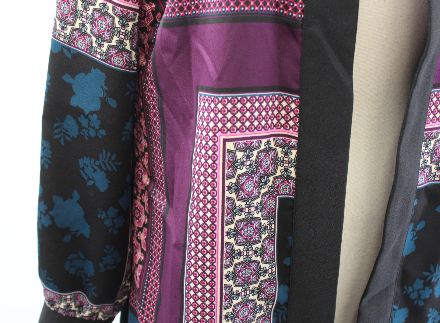 Chicos Soft Patchwork Jacket Black Geometric Floral Open Front Topper Kimono 0