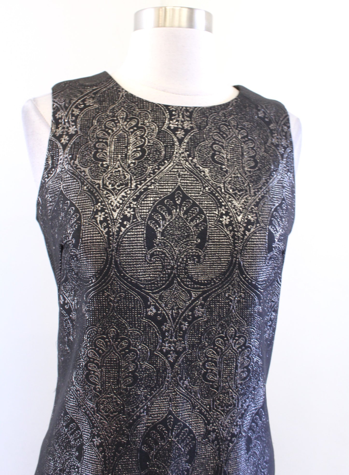 NWT J McLaughlin Zahara Black Champagne Jacquard Sheath Dress Size 2 Metallic