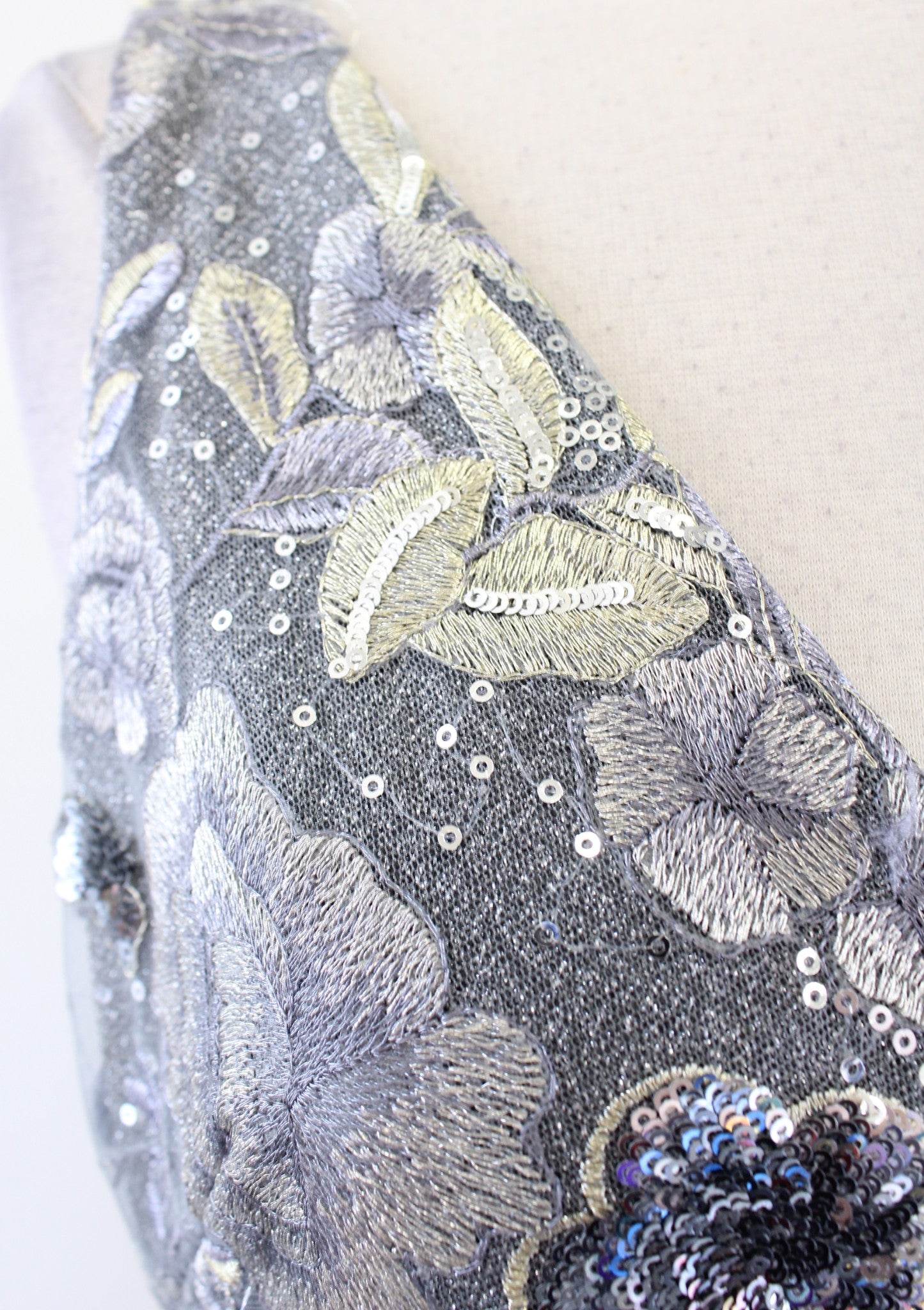 David Meister Gray Silver Gold Floral Embroidered Sequin Cocktail Dress Size 2