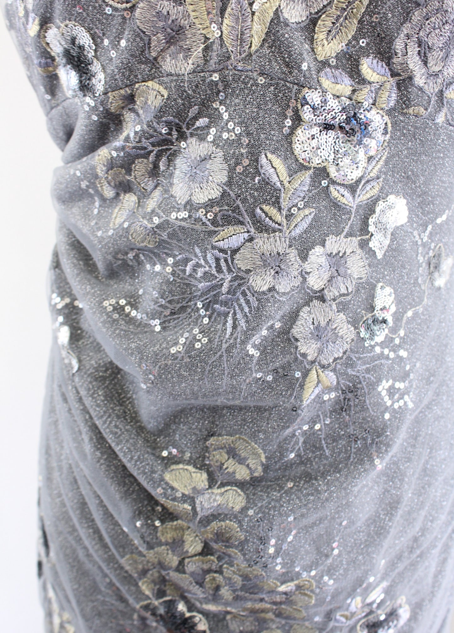 David Meister Gray Silver Gold Floral Embroidered Sequin Cocktail Dress Size 2