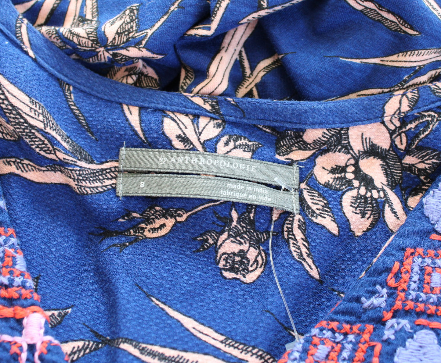 by Anthropologie Blue Floral Print Embroidered Yoke Knit Top Blouse Size S