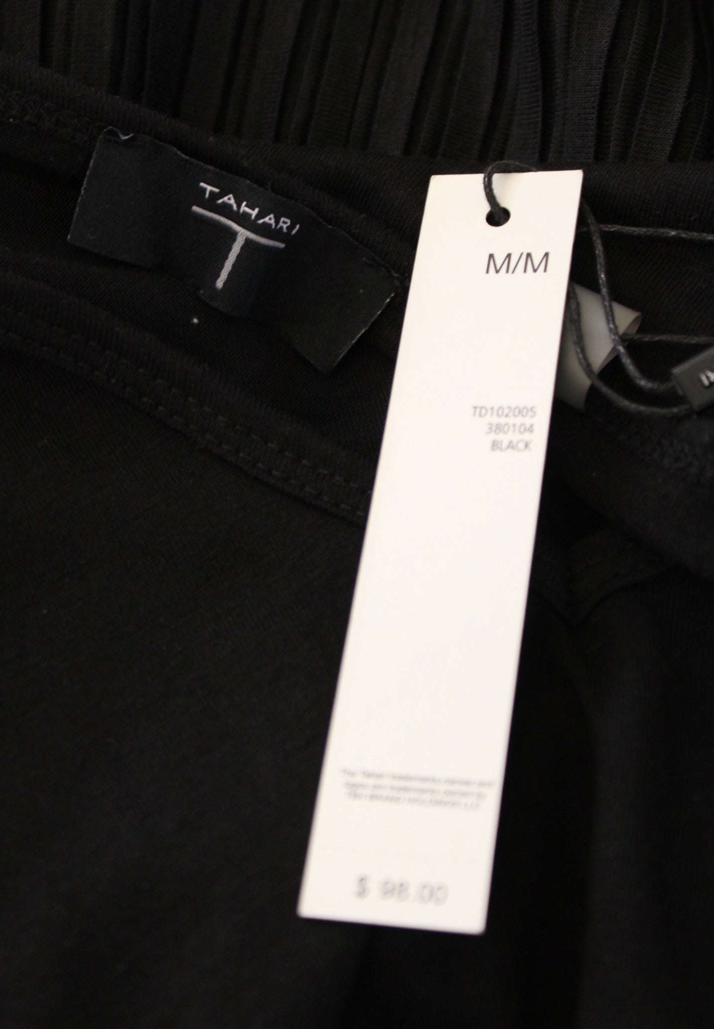 NWT T Tahari Black V Neck Knit Contrast Pleated Midi Maxi Dress Size M Casual