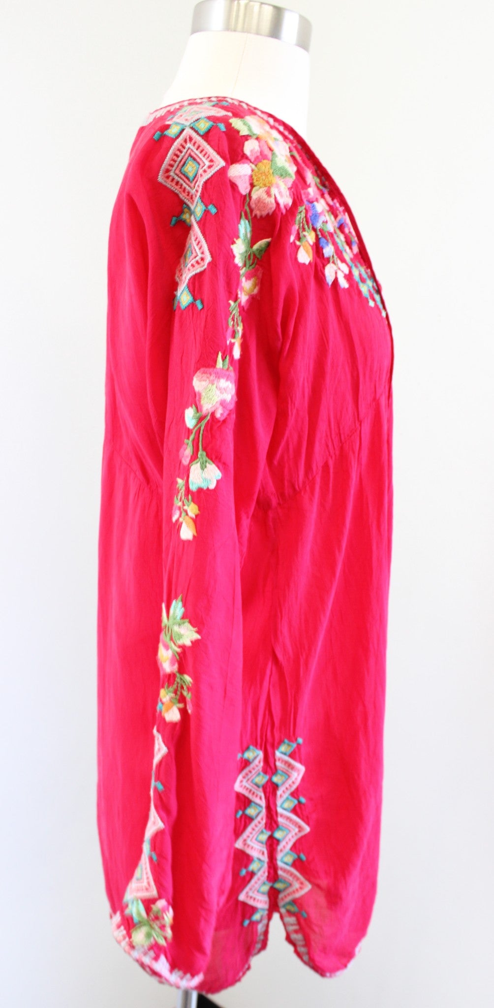 Johnny Was Red Floral Embroidered Tie Yoke Neck Tunic Top Blouse Sz S Geometric